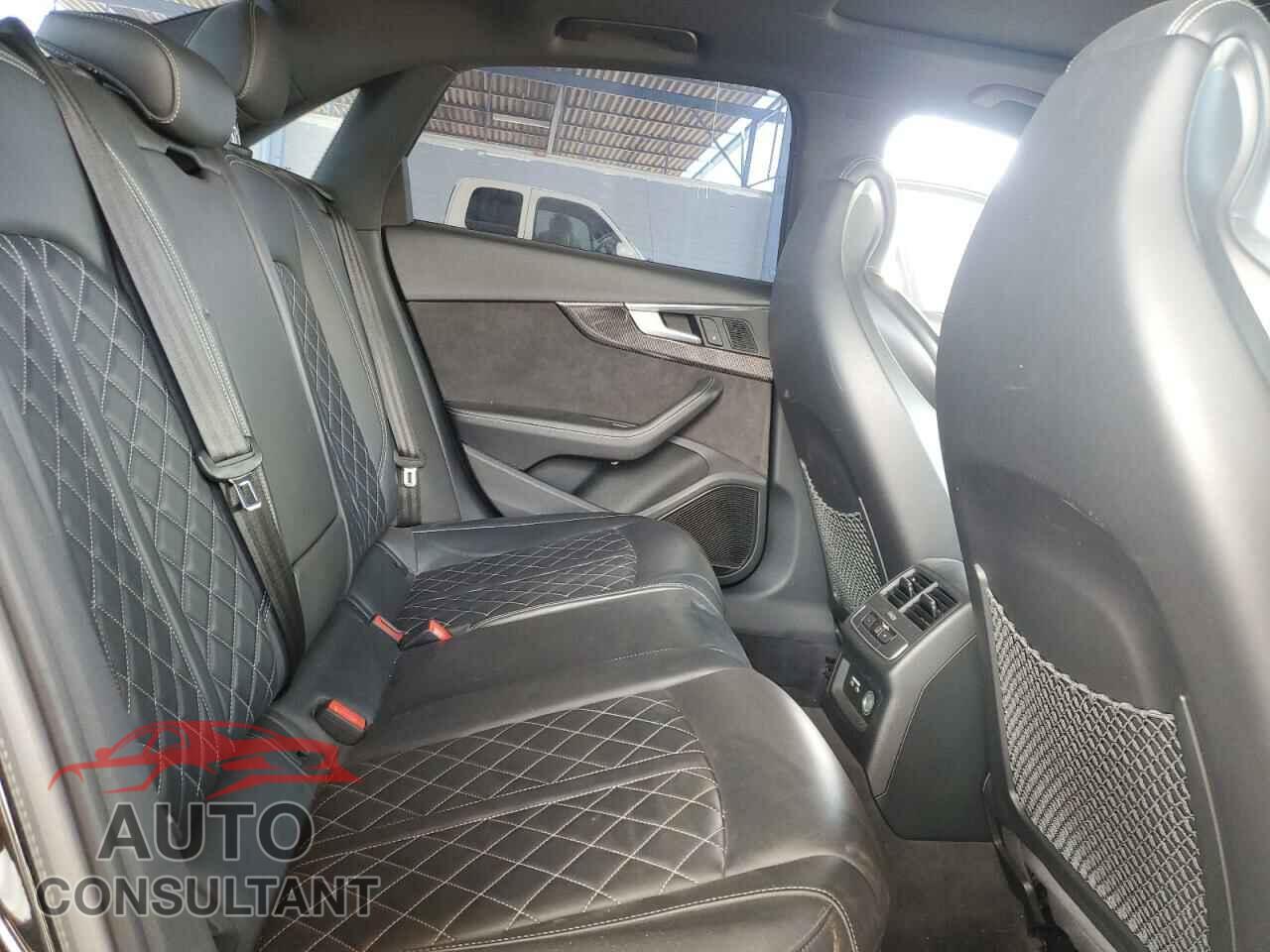 AUDI S4/RS4 2019 - WAUB4AF45KA067958