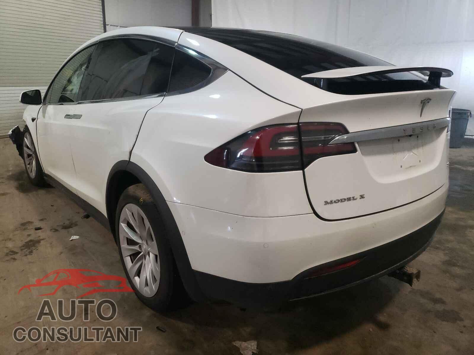 TESLA MODEL X 2017 - 5YJXCDE23HF034356