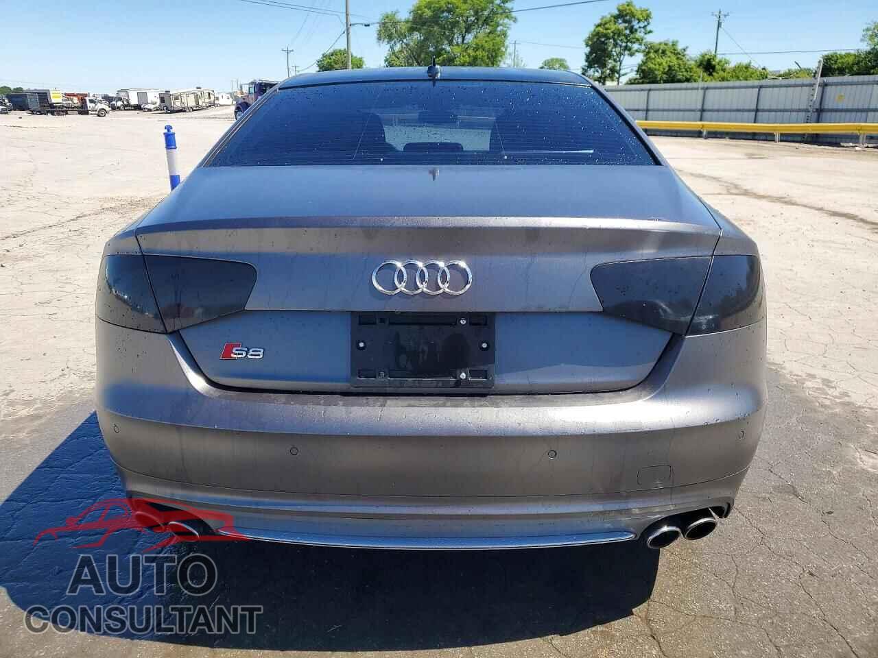 AUDI S8 2014 - WAUD2AFD4EN004233