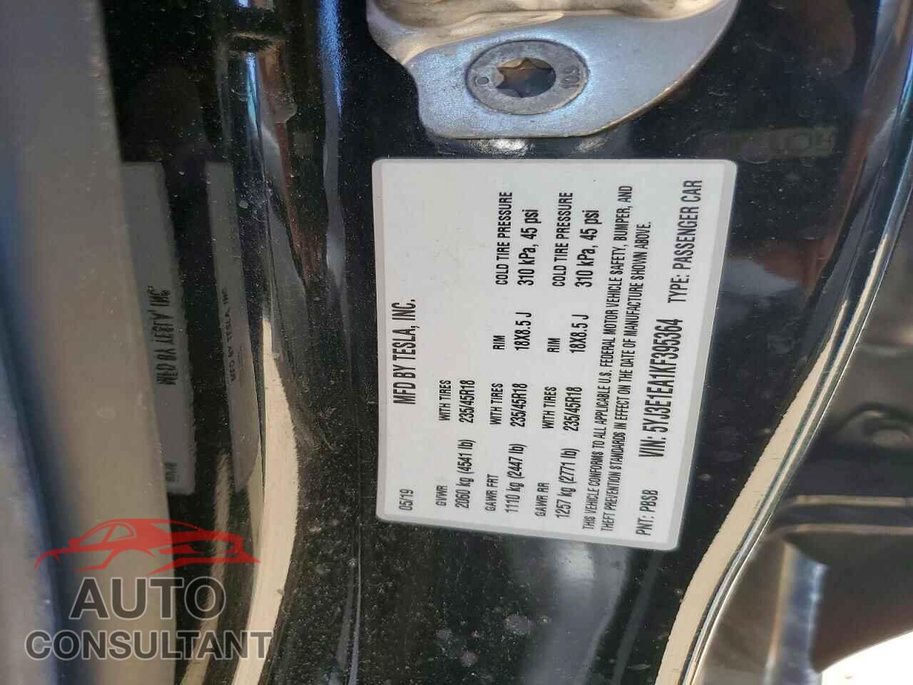 TESLA MODEL 3 2019 - 5YJ3E1EA1KF395364