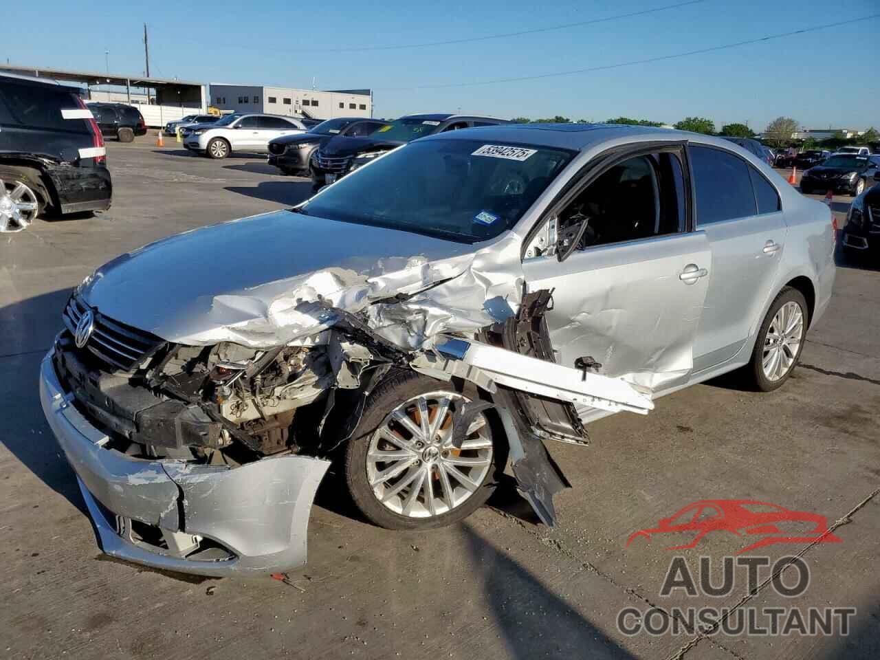 VOLKSWAGEN JETTA 2011 - 3VWLX7AJ4BM368686