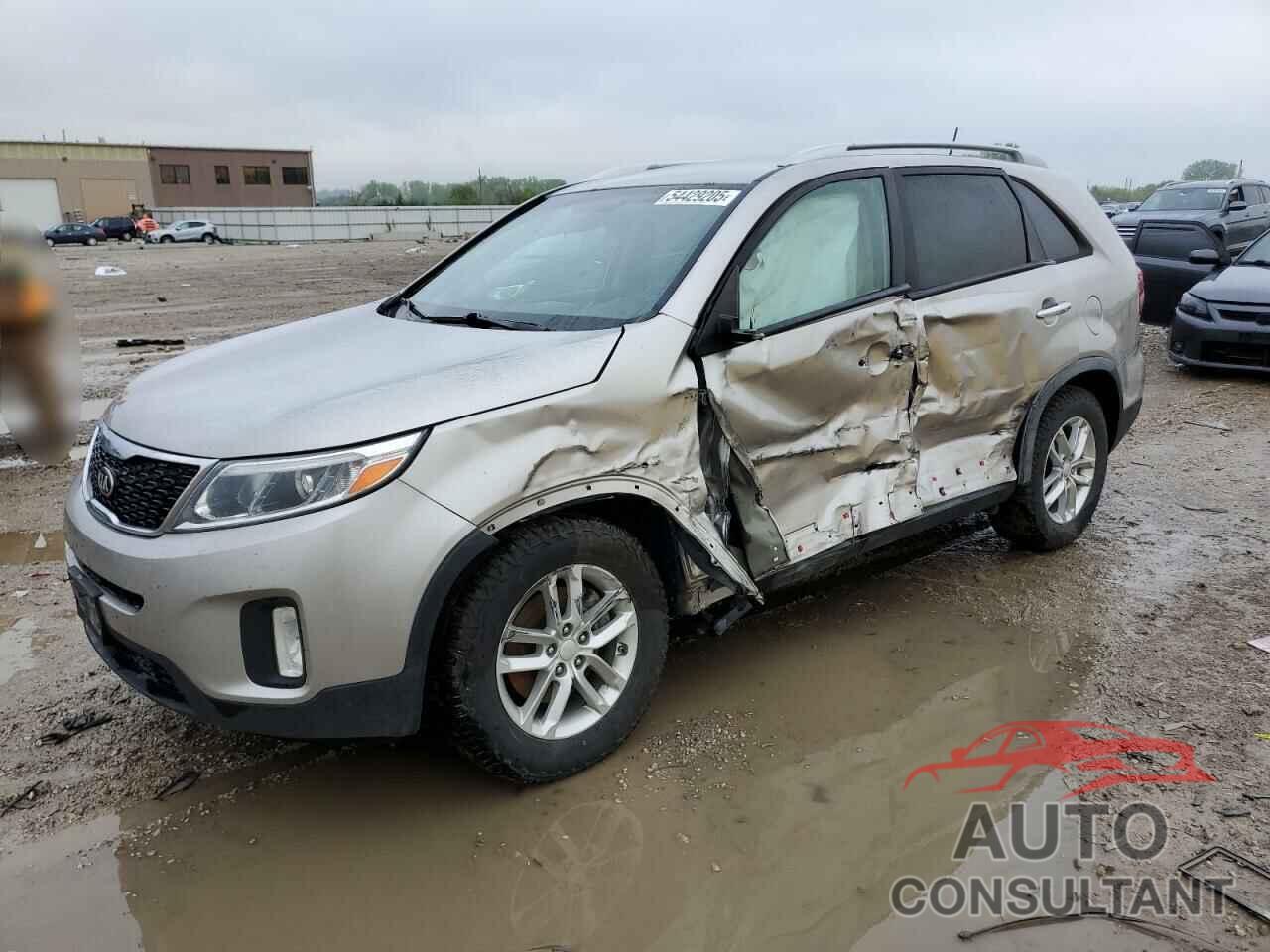 KIA SORENTO 2015 - 5XYKTCA68FG656616