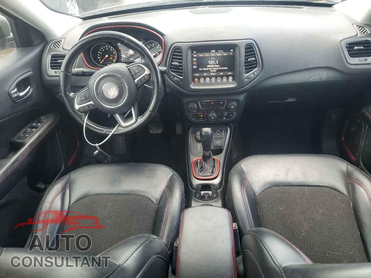 JEEP COMPASS 2019 - 3C4NJDDB5KT799401