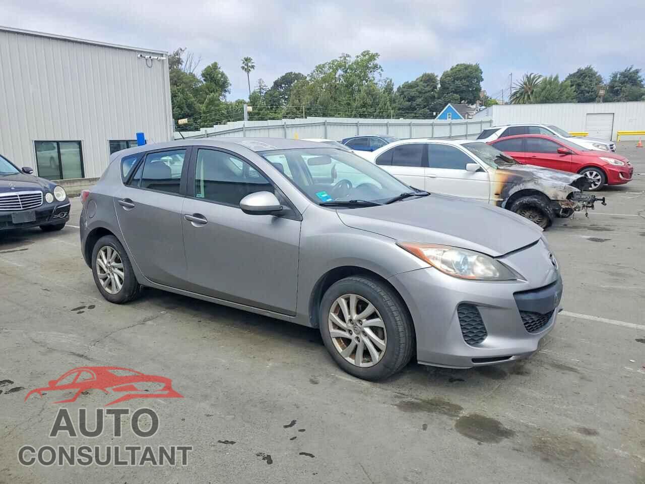 MAZDA 3 2012 - JM1BL1L85C1555032