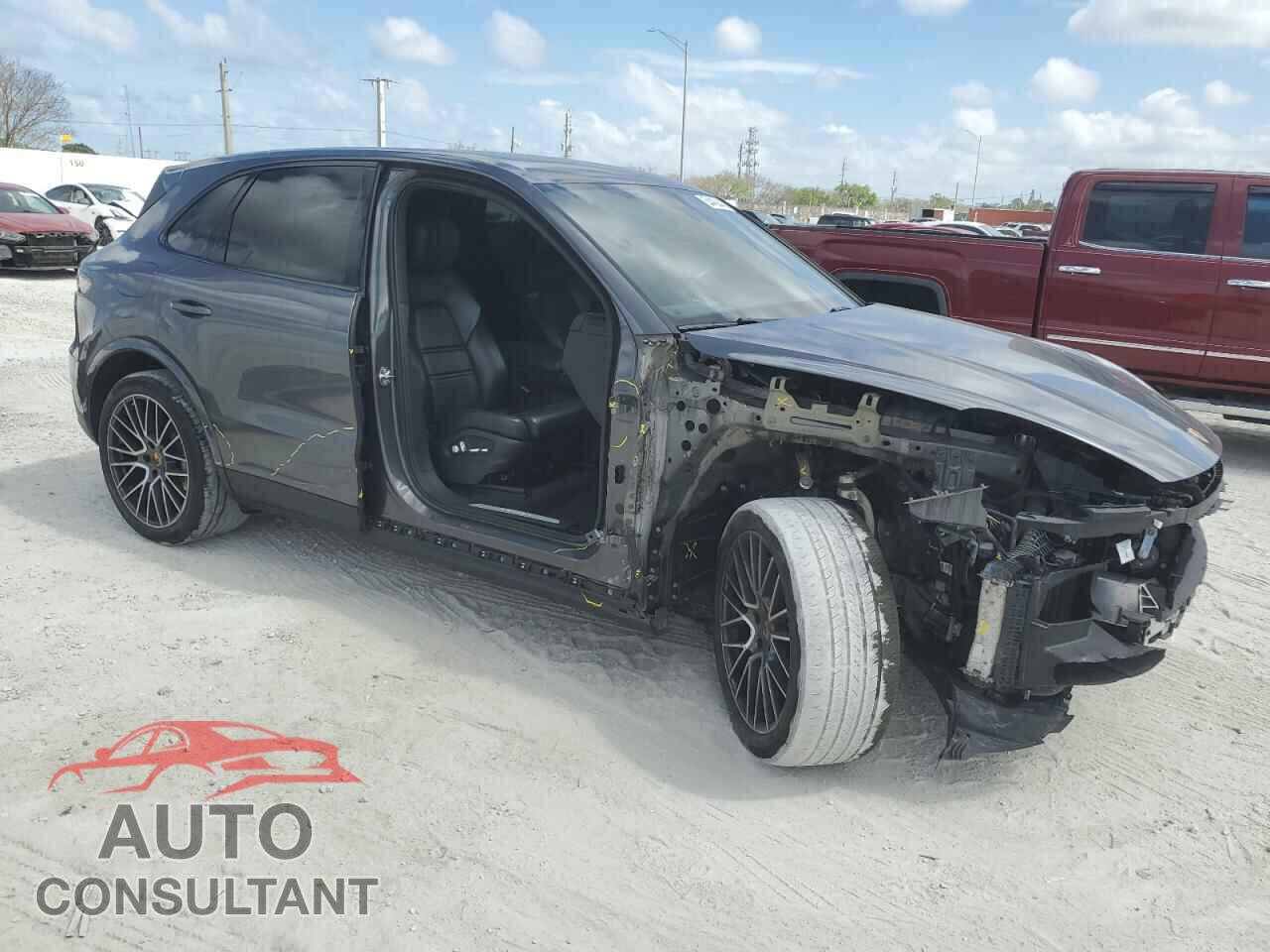 PORSCHE CAYENNE 2021 - WP1AA2AY2MDA07577