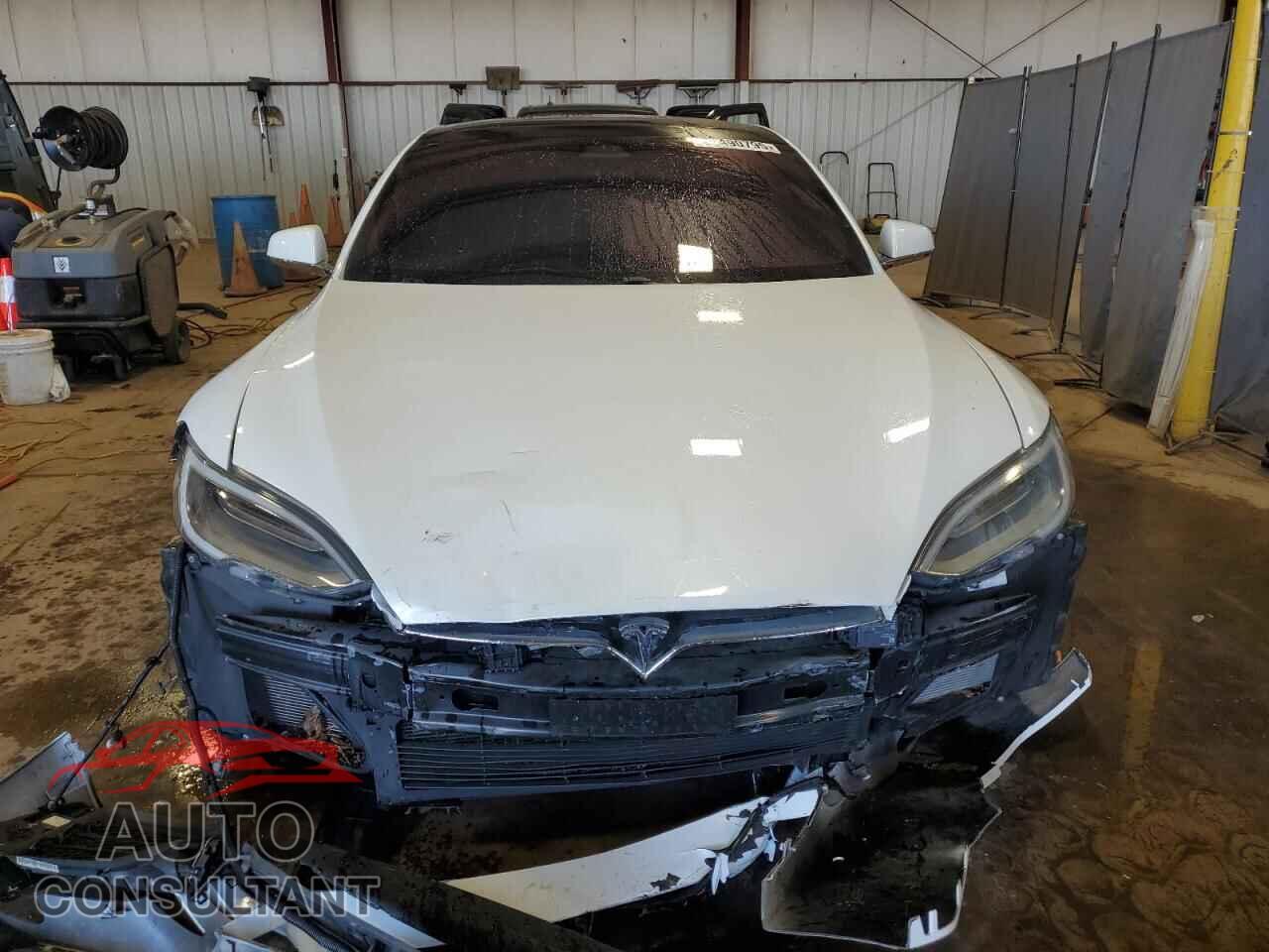 TESLA MODEL S 2018 - 5YJSA1E46JF293221