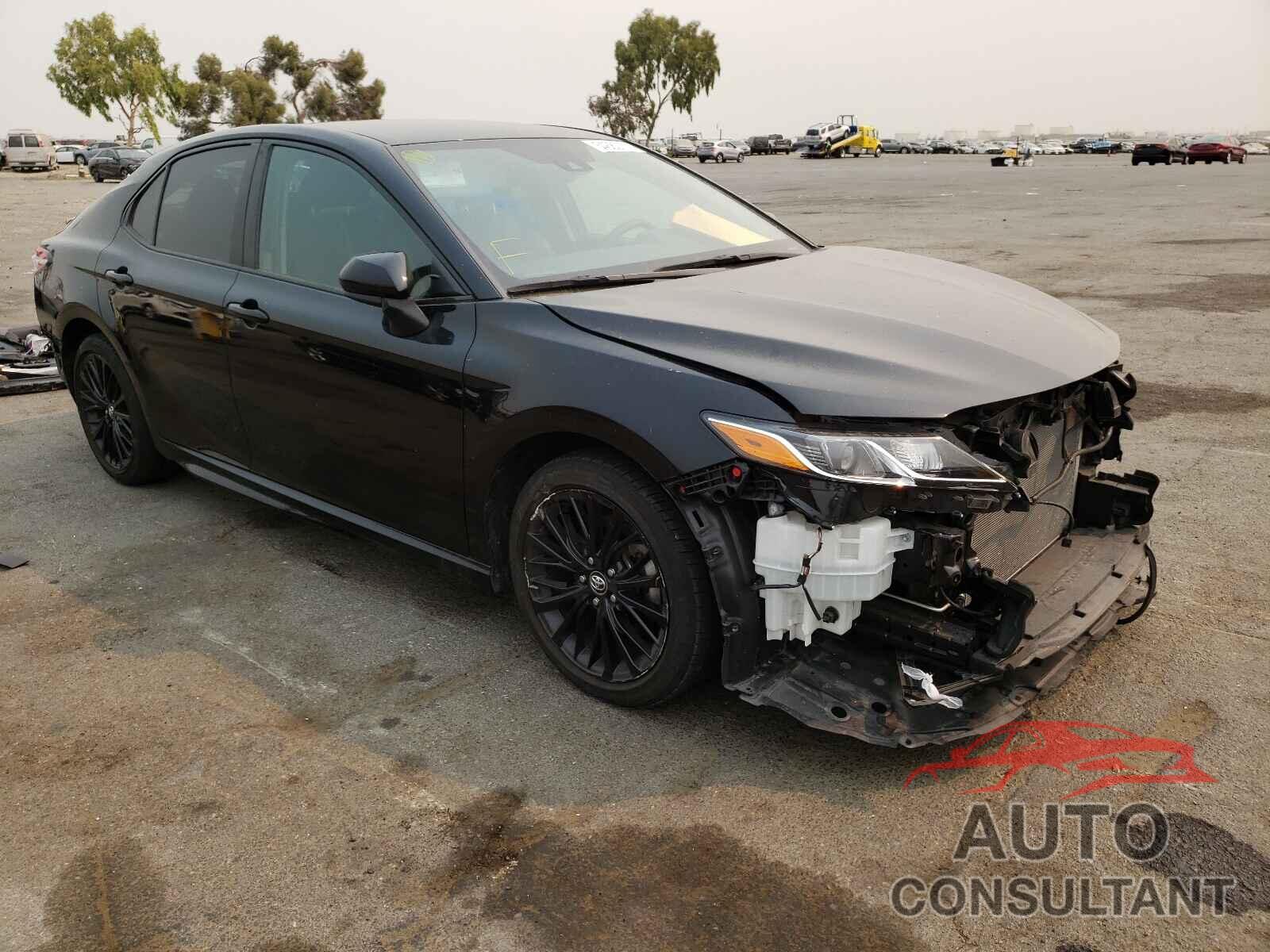 TOYOTA CAMRY 2020 - 4T1G11AK3LU303820