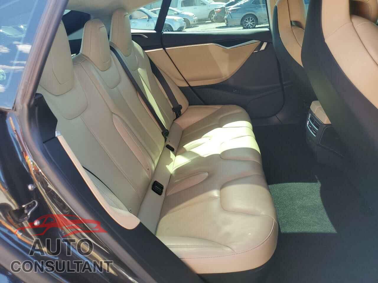 TESLA MODEL S 2017 - 5YJSA1E16HF189070