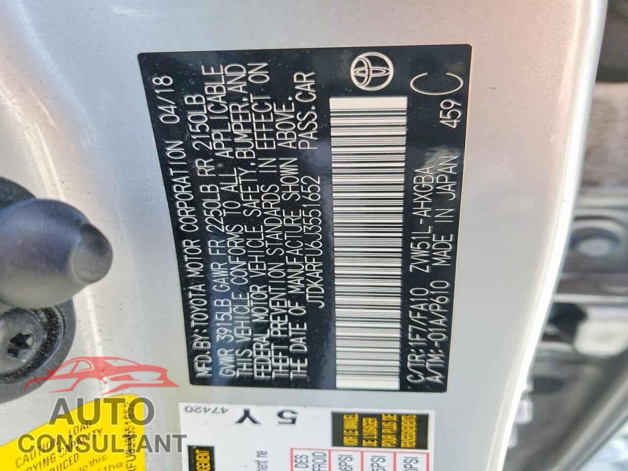 TOYOTA PRIUS 2018 - JTDKARFU6J3551652
