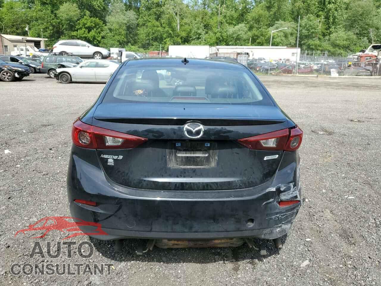 MAZDA 3 2018 - 3MZBN1V3XJM197239