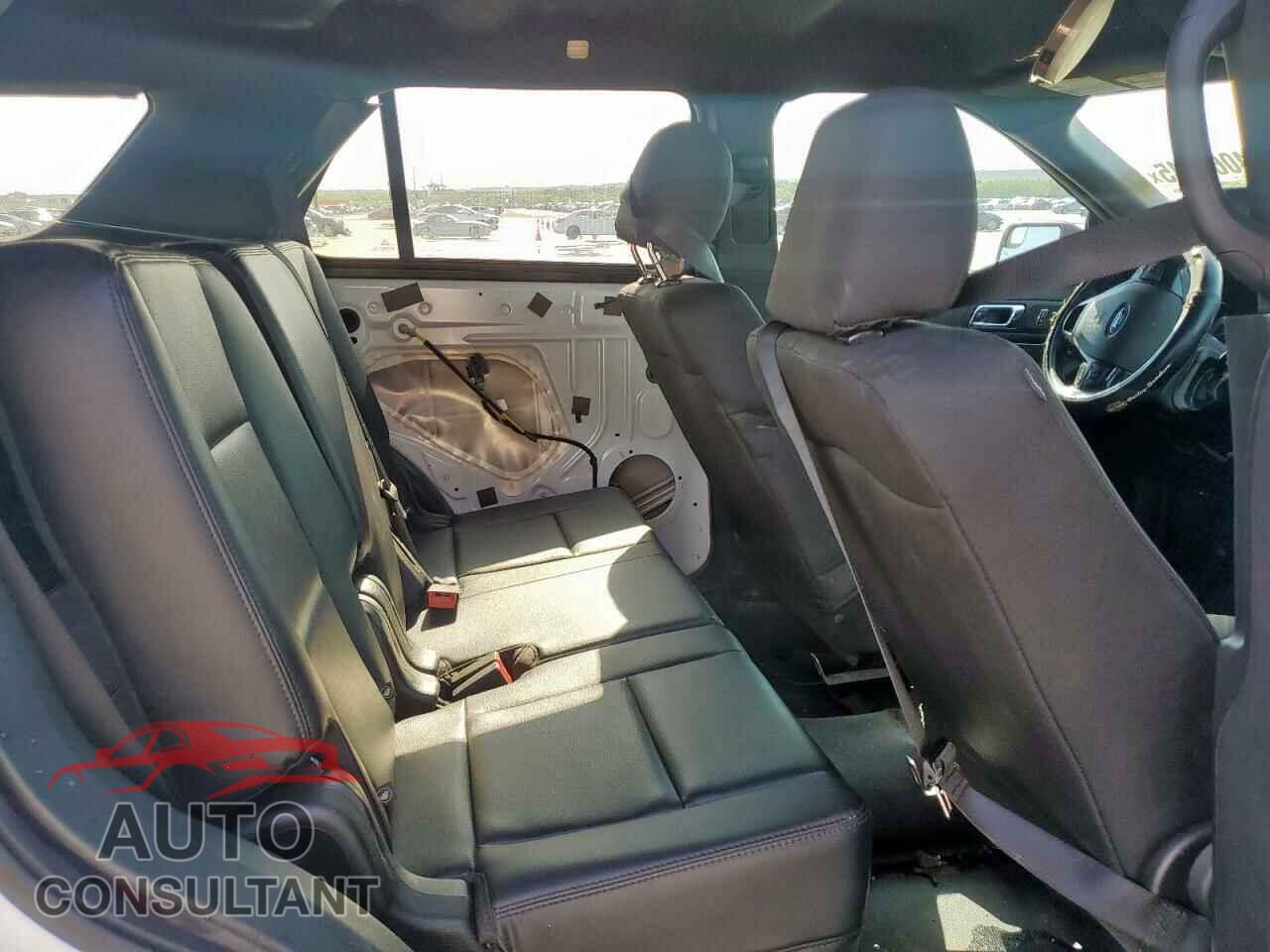 FORD EXPLORER 2018 - 1FM5K8AR0JGA72641