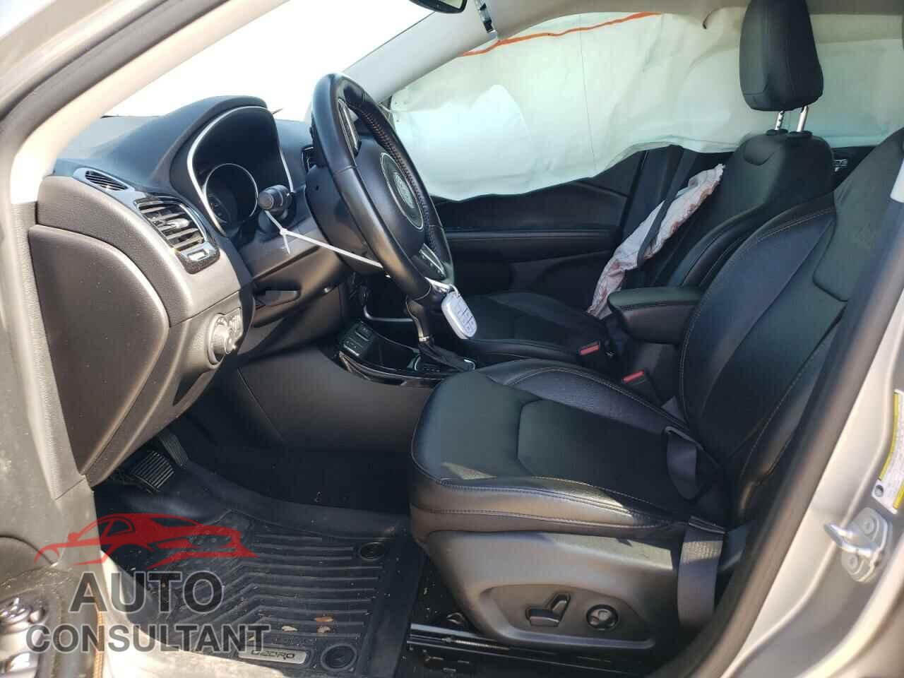 JEEP COMPASS 2021 - 3C4NJCCB1MT526311