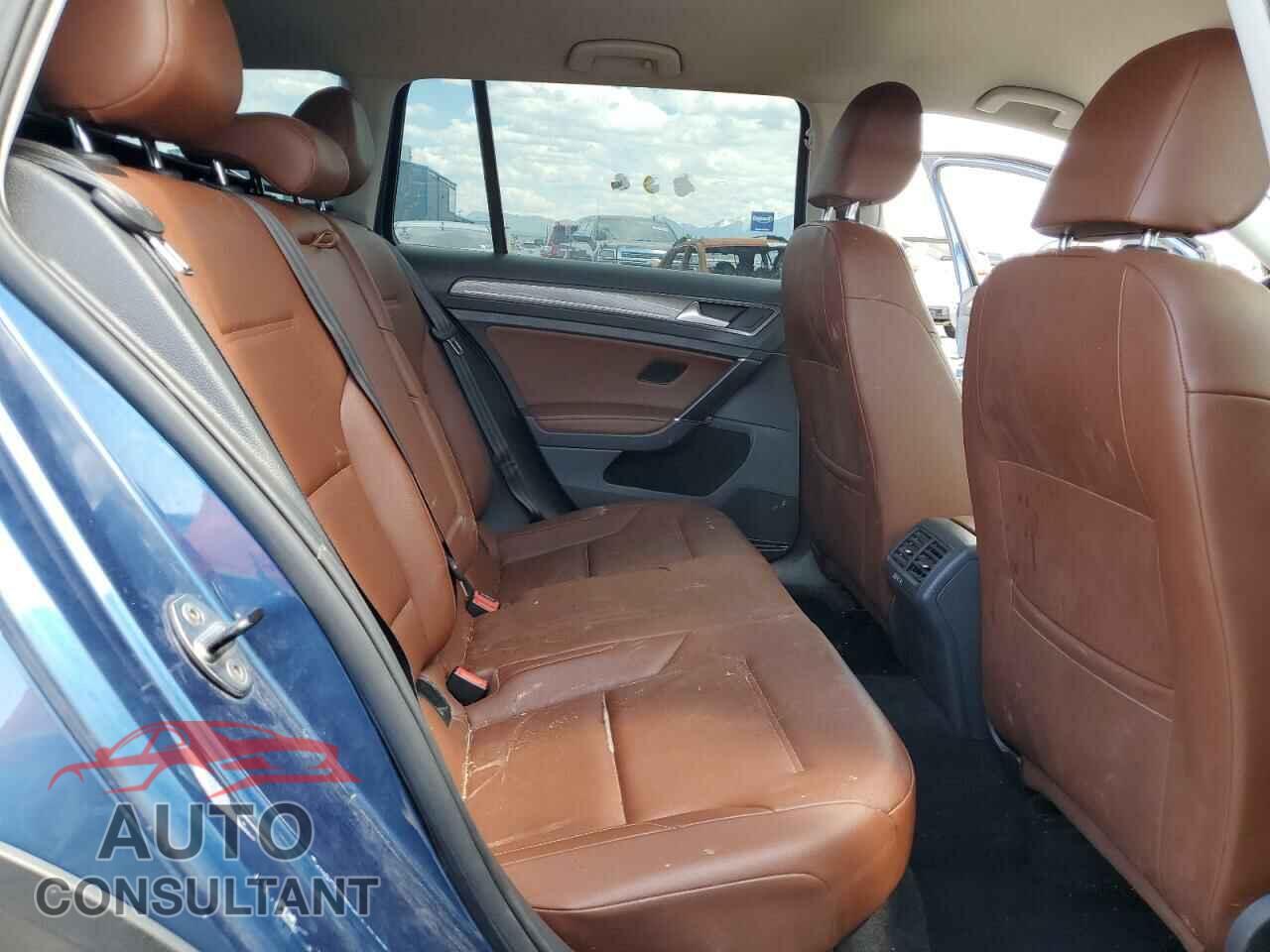 VOLKSWAGEN GOLF 2017 - 3VWH17AU1HM509952