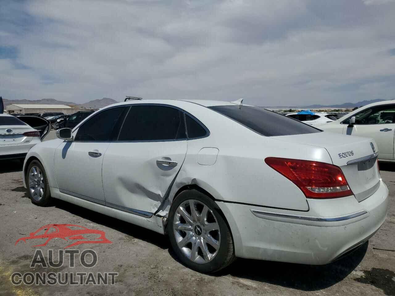 HYUNDAI EQUUS 2011 - KMHGH4JF3BU042073