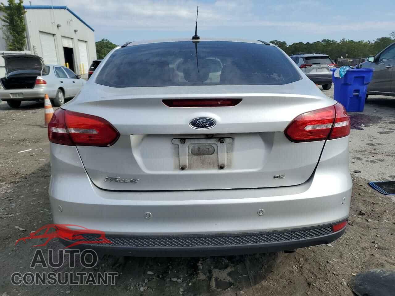 FORD FOCUS 2018 - 1FADP3H22JL200856