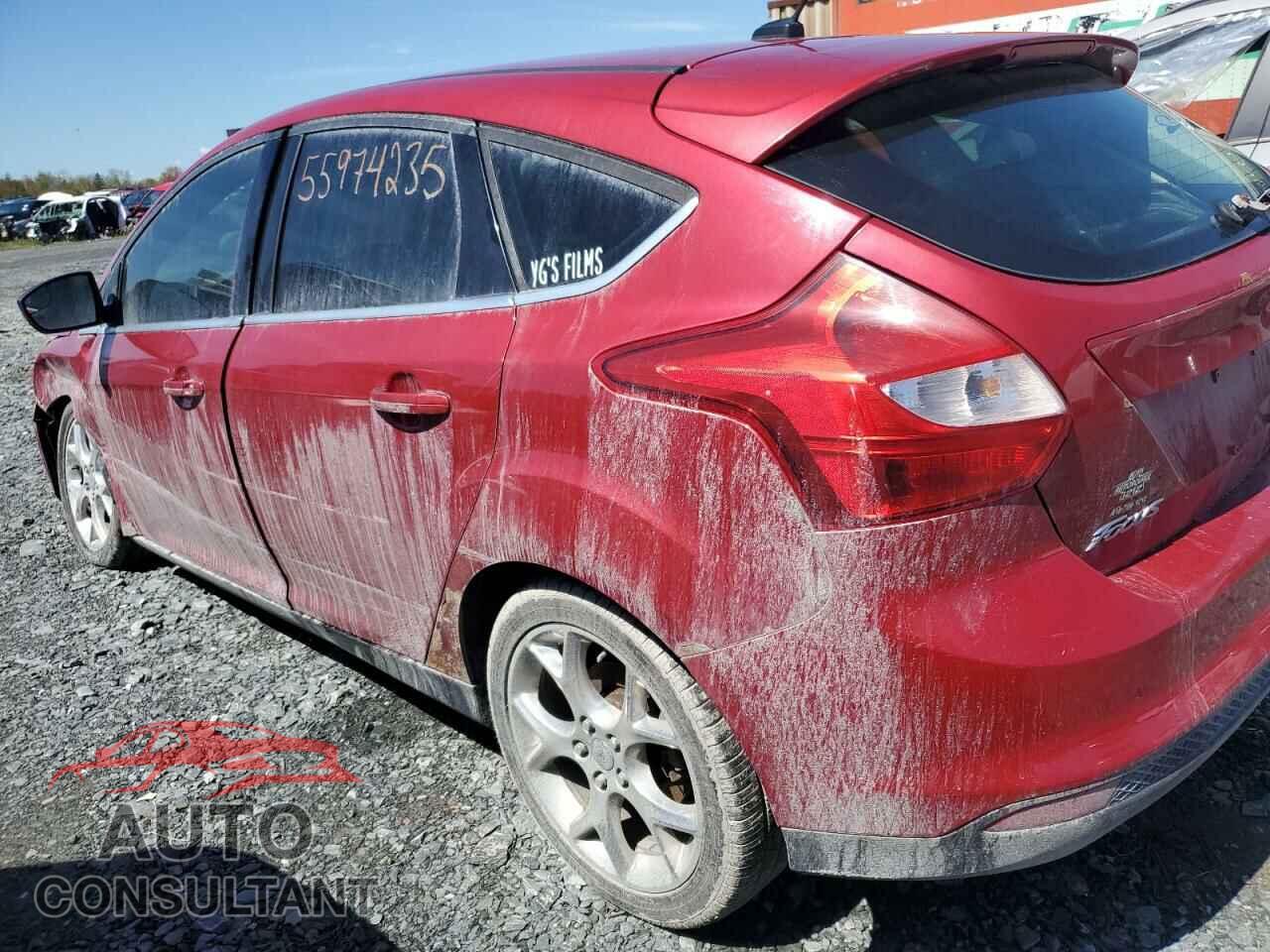 FORD FOCUS 2012 - 1FAHP3M22CL376512