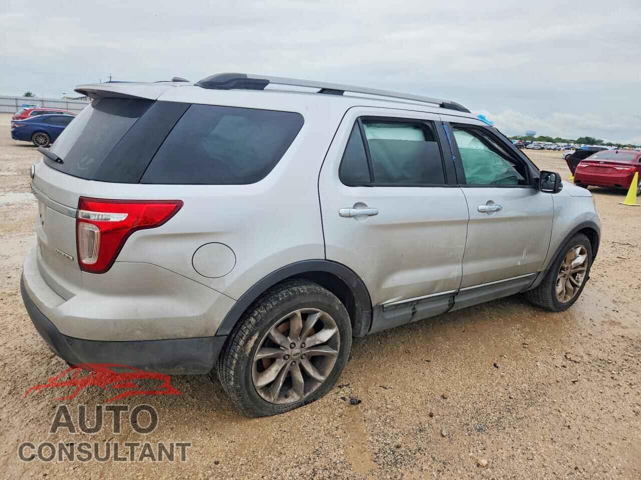 FORD EXPLORER 2013 - 1FM5K7D88DGB77137