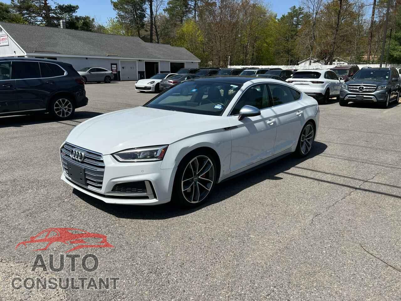 AUDI S5/RS5 2019 - WAUB4CF52KA016552
