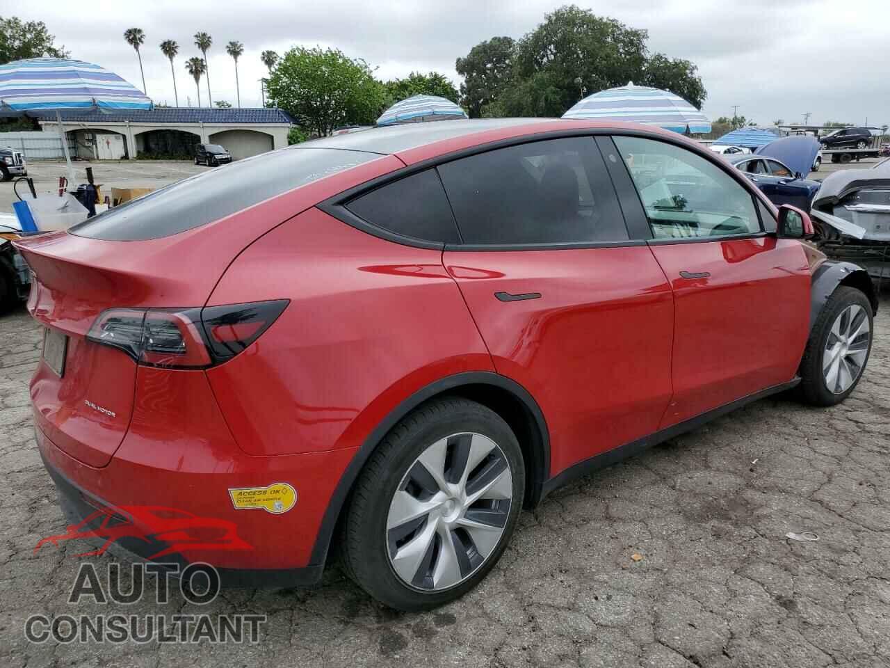 TESLA MODEL Y 2021 - 5YJYGAEE8MF271176