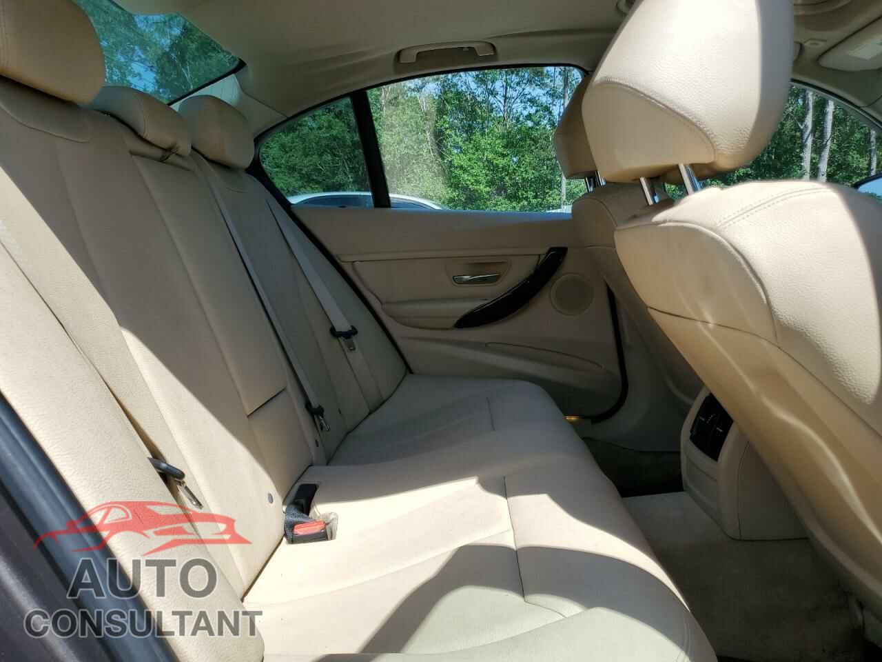 BMW 3 SERIES 2013 - WBA3B1C53DF461746