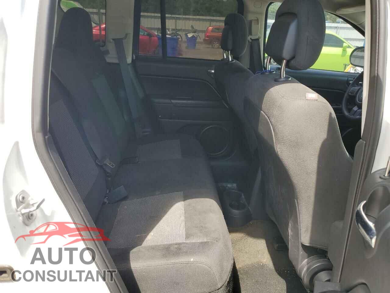 JEEP COMPASS 2016 - 1C4NJCBAXGD666232