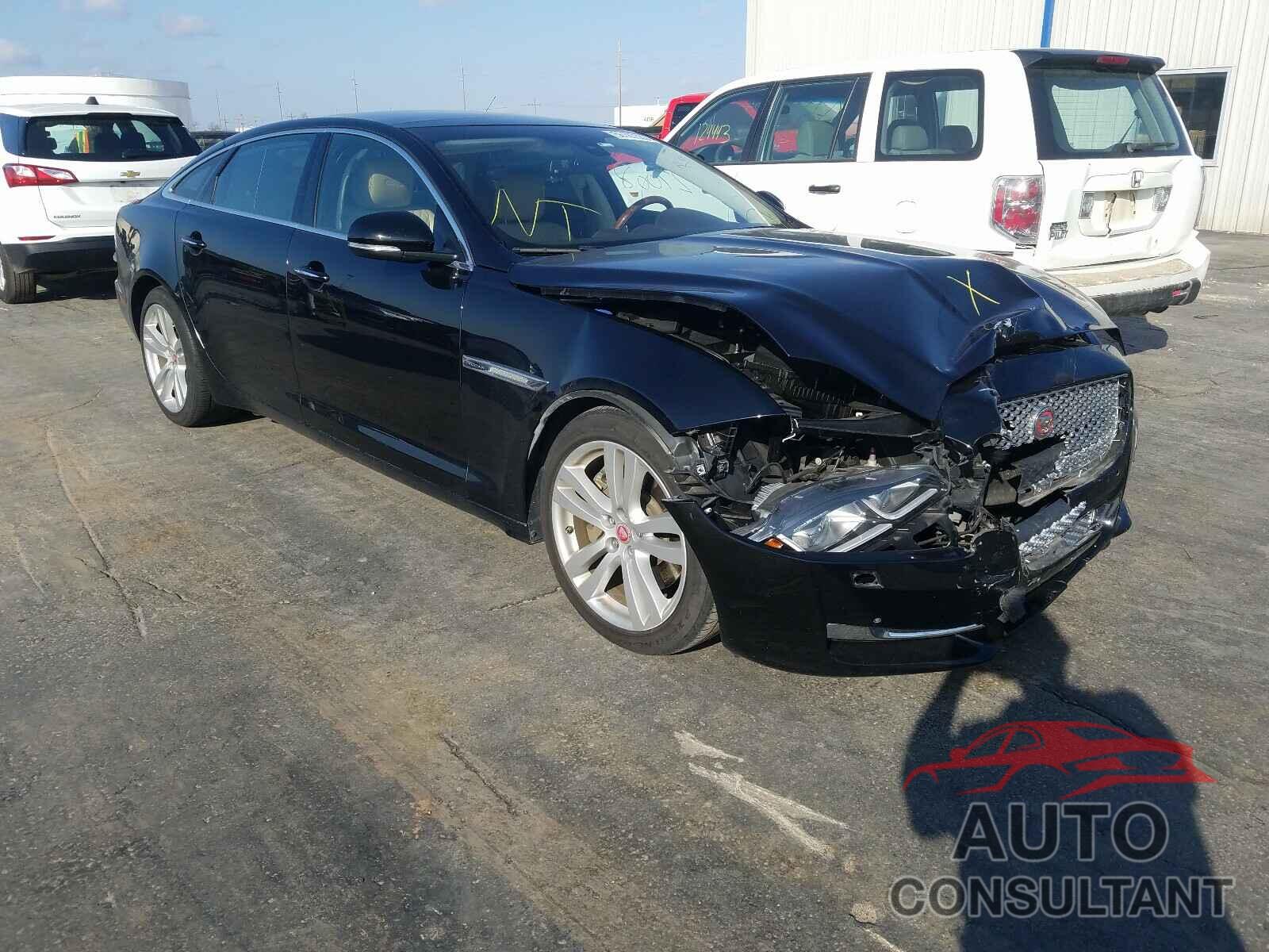 JAGUAR XJ 2016 - SAJWA2G74G8W02211