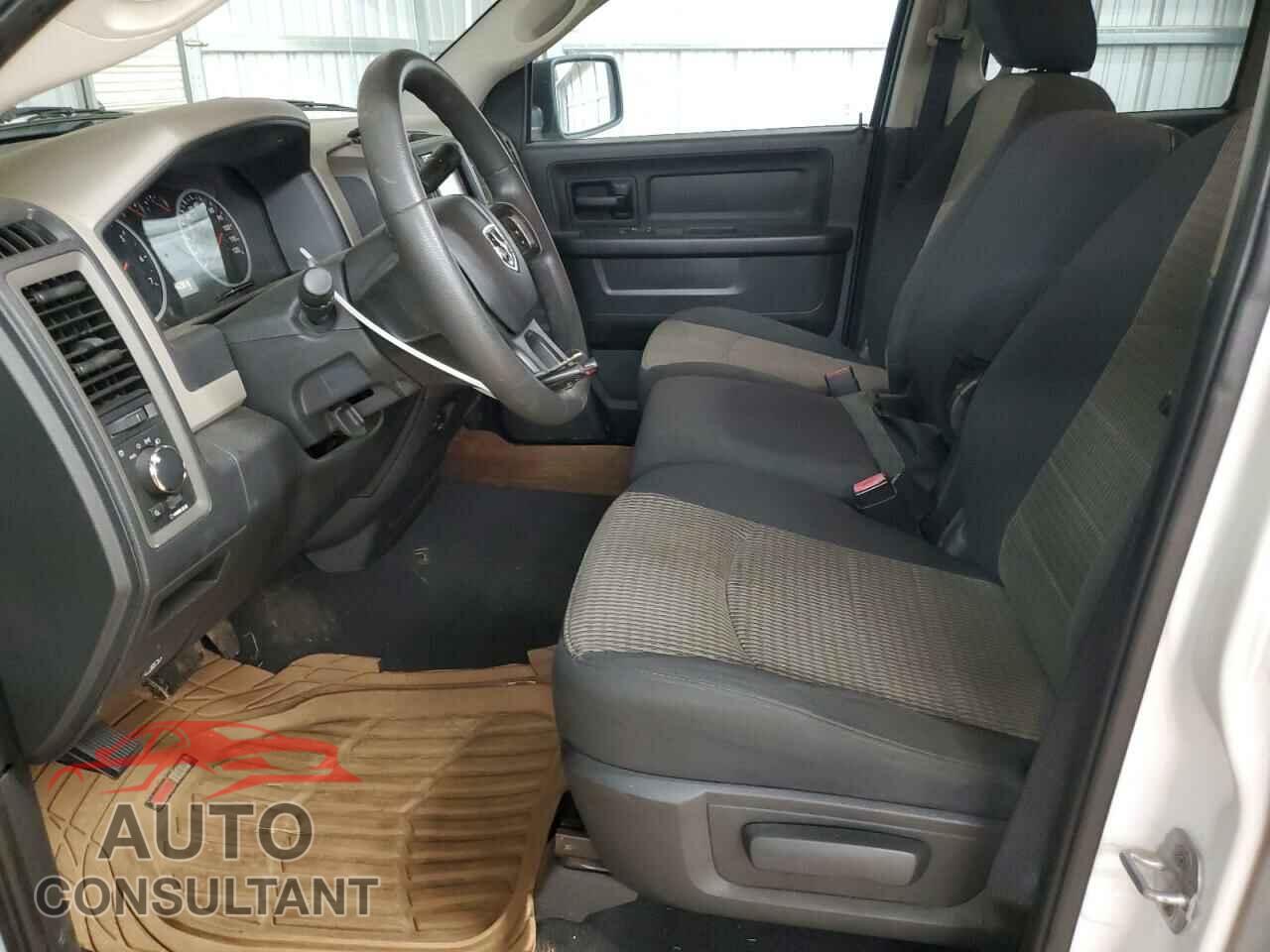 DODGE RAM 1500 2012 - 1C6RD7FP5CS199863
