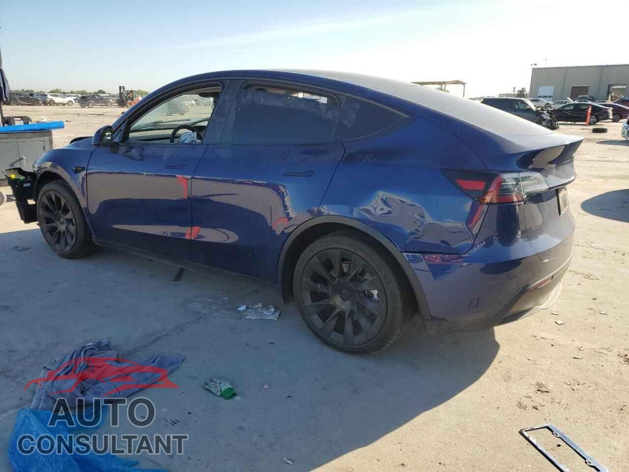 TESLA MODEL Y 2023 - 7SAYGAEE8PF798058