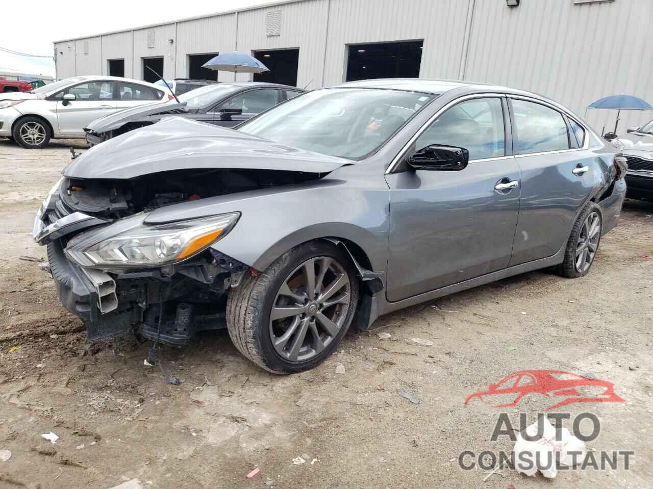 NISSAN ALTIMA 2018 - 1N4AL3AP1JC257876