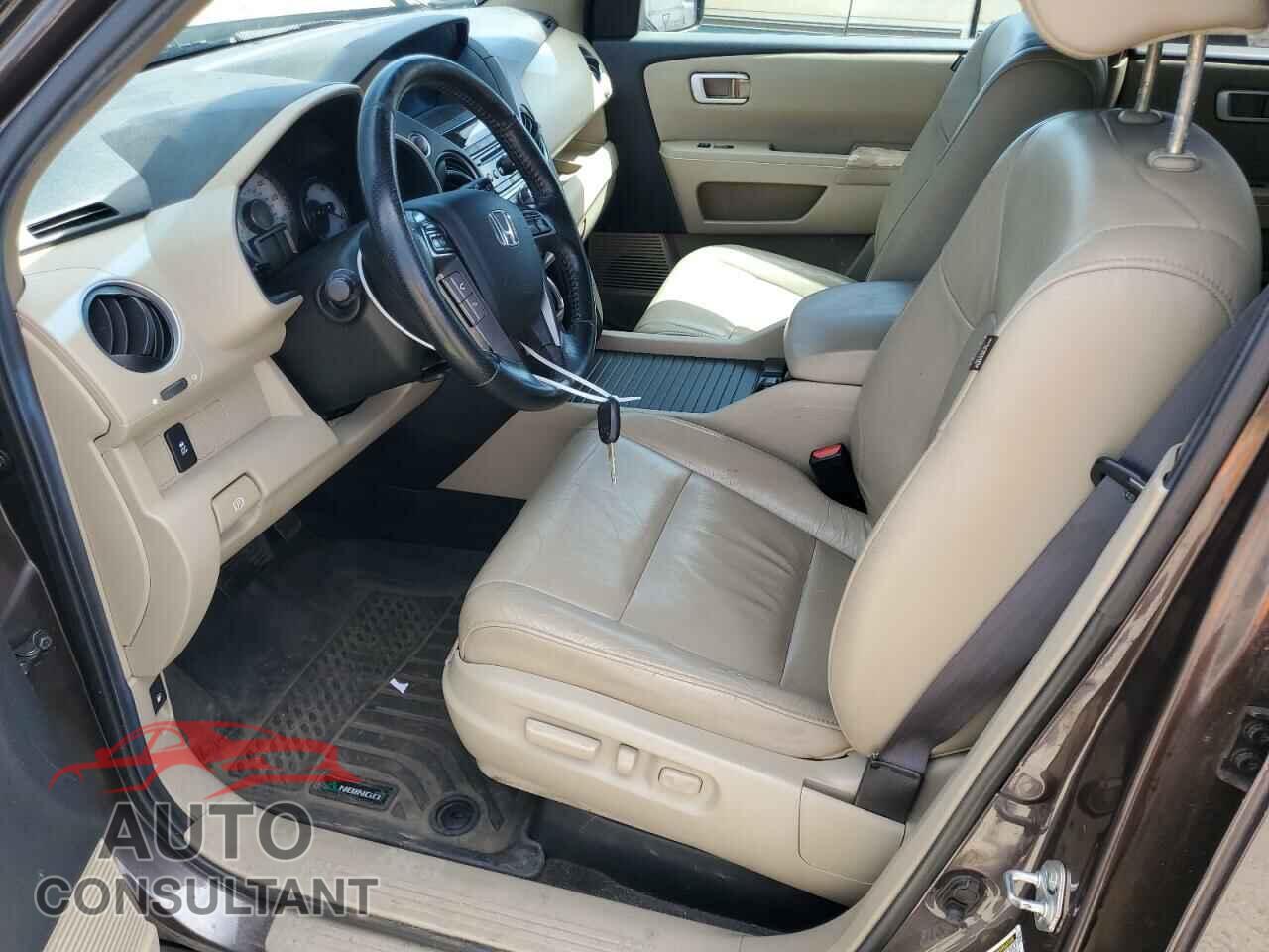 HONDA PILOT 2012 - 5FNYF4H59CB004207