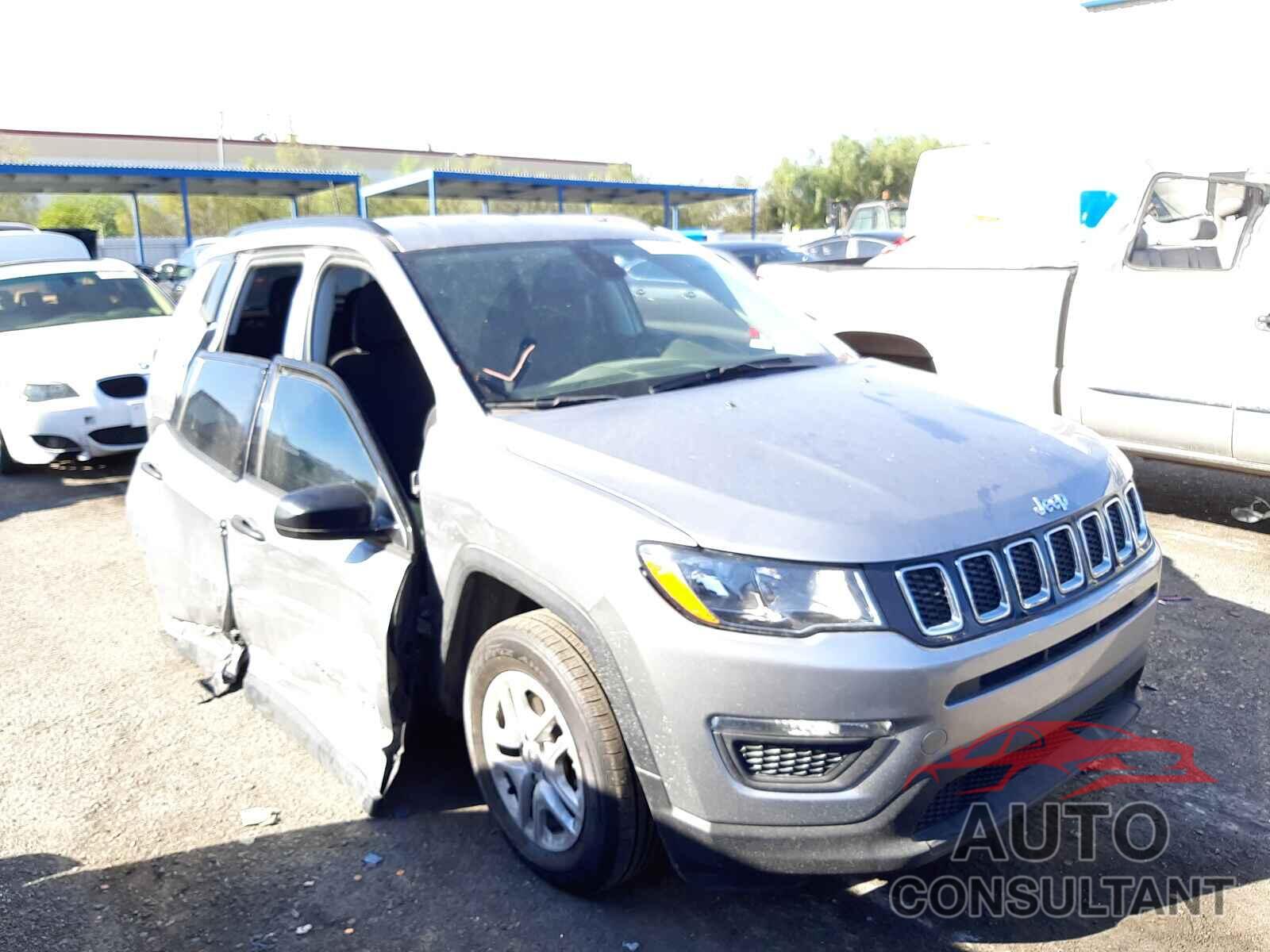 JEEP COMPASS 2018 - 3C4NJCAB7JT124582