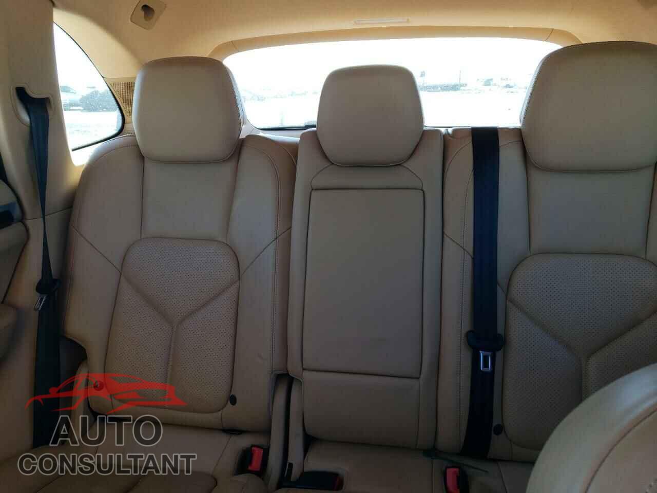PORSCHE CAYENNE 2013 - WP1AA2A29DLA09229