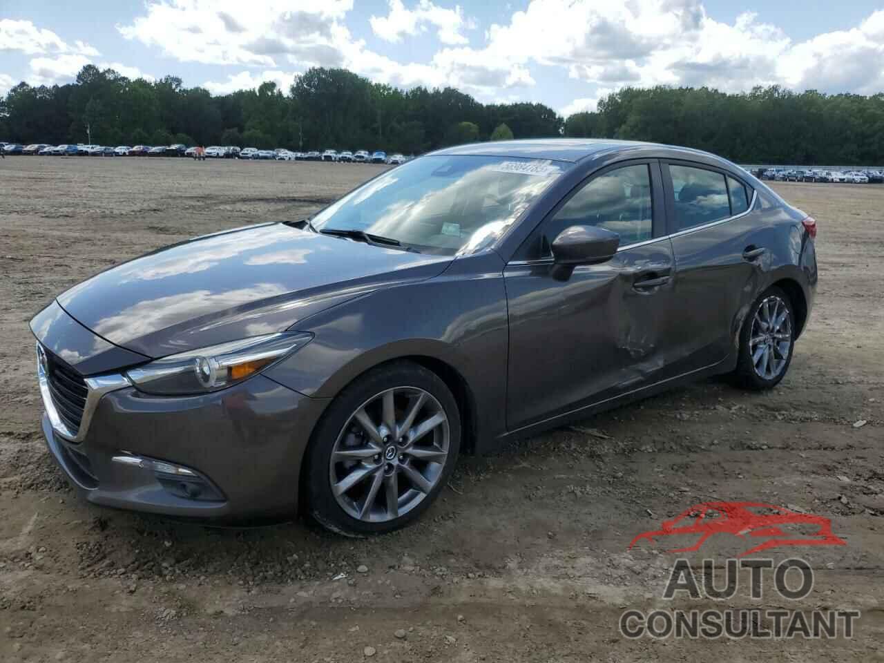 MAZDA 3 2018 - 3MZBN1W30JM166306