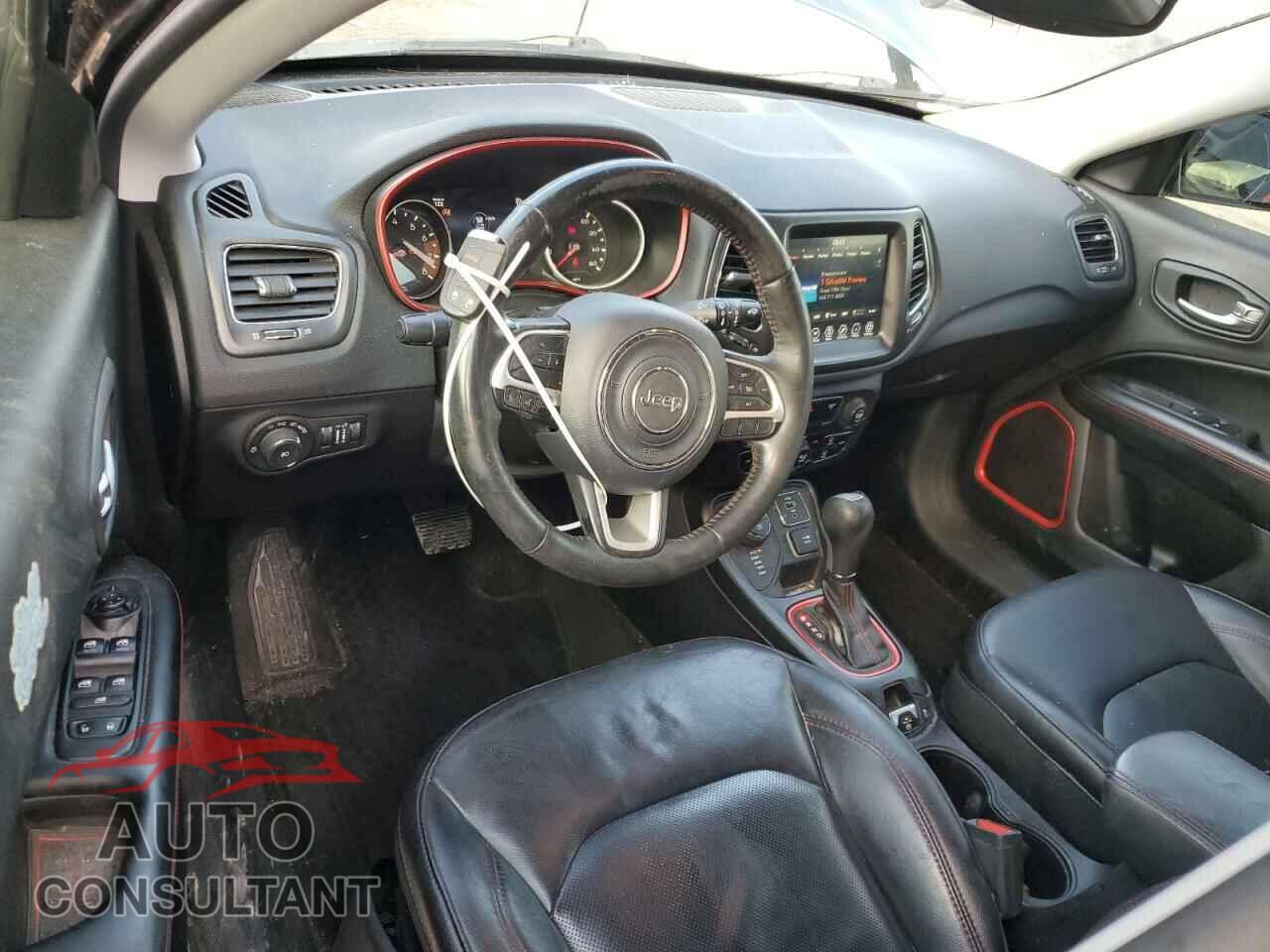 JEEP COMPASS 2018 - 3C4NJDDB6JT401899