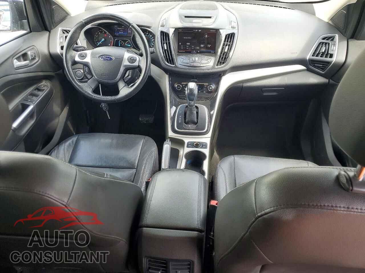 FORD ESCAPE 2013 - 1FMCU9H96DUB01756