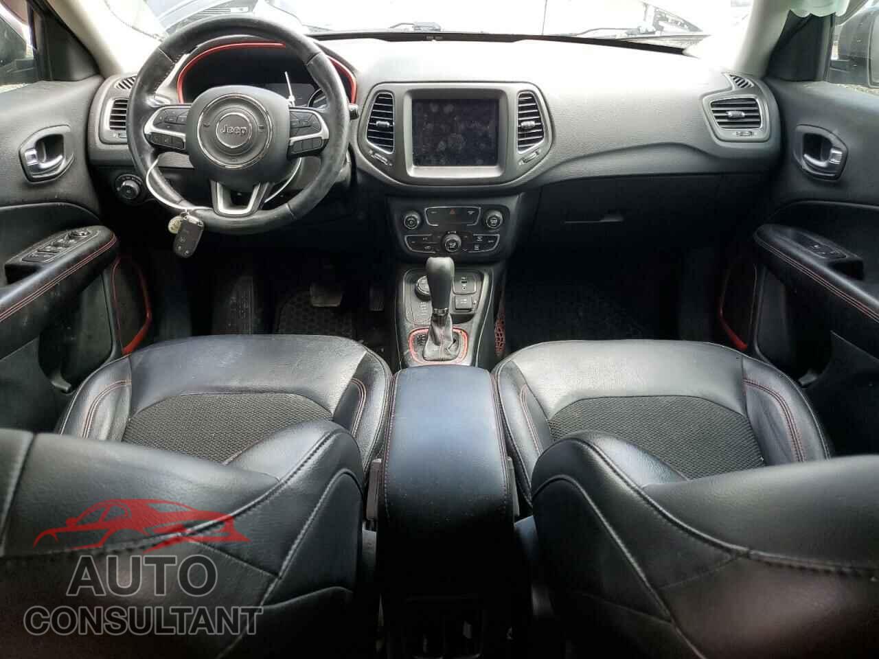 JEEP COMPASS 2020 - 3C4NJDDB4LT138783