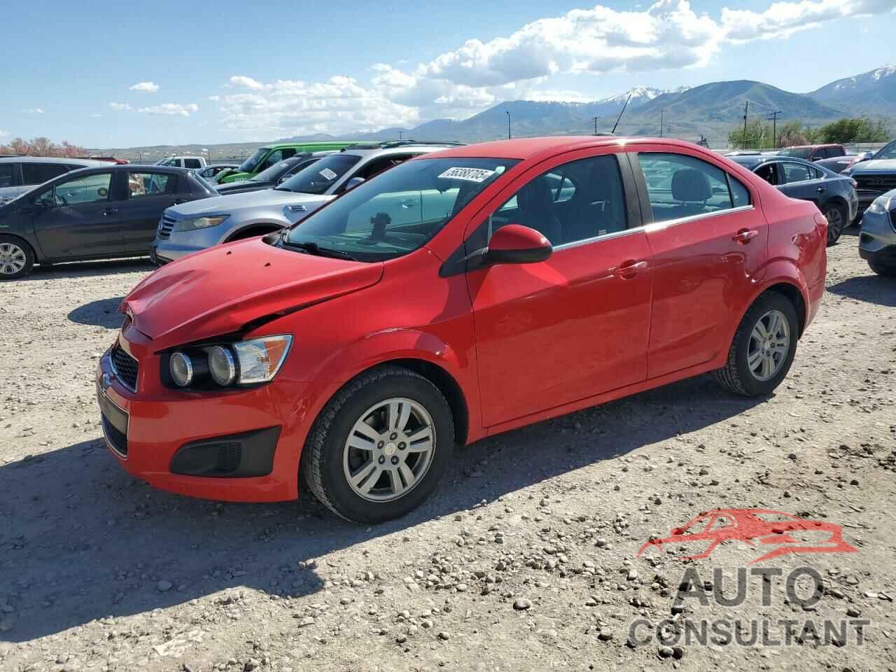 CHEVROLET SONIC 2015 - 1G1JC5SH9F4205077