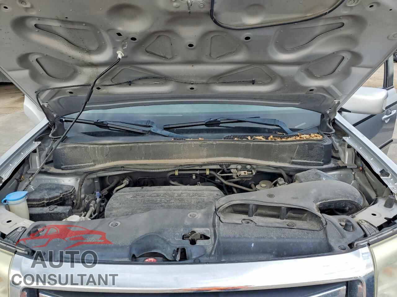 HONDA PILOT 2015 - 5FNYF3H93FB001031