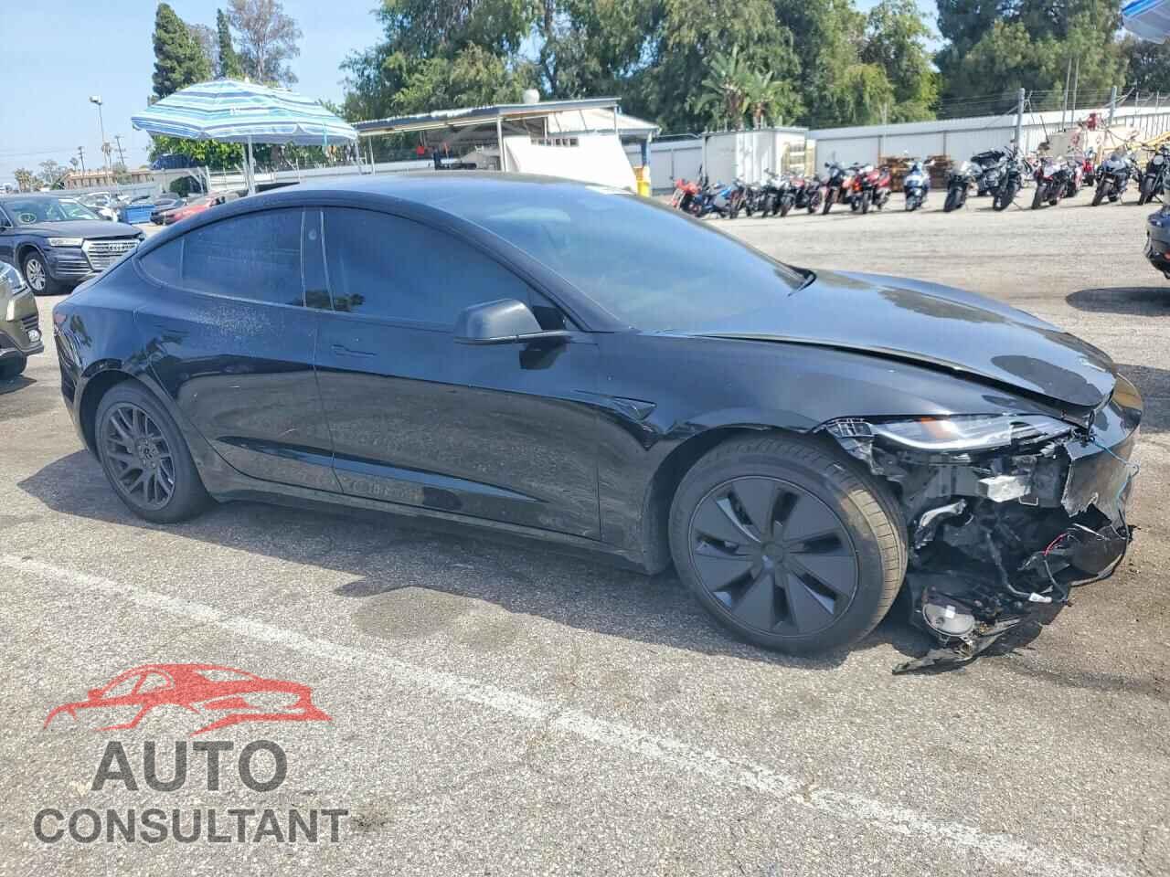 TESLA MODEL 3 2025 - 5YJ3E1EA2SF921274