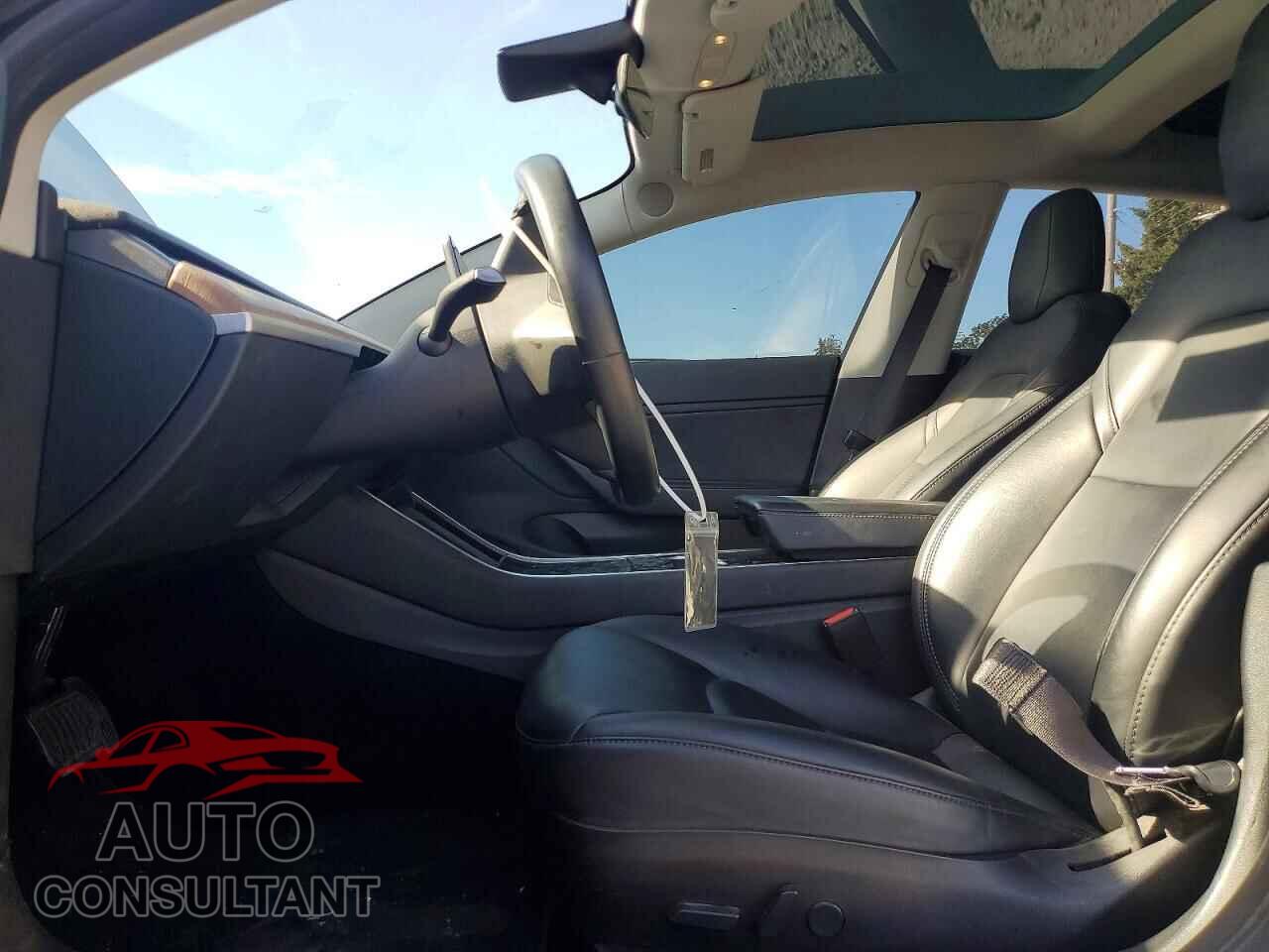 TESLA MODEL 3 2018 - 5YJ3E1EA7JF041587