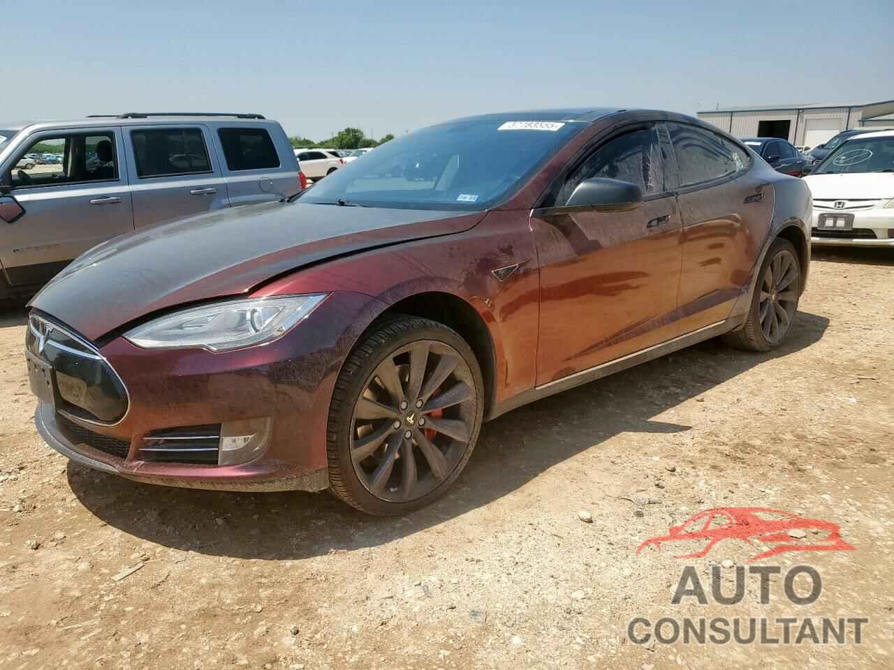 TESLA MODEL S 2013 - 5YJSA1DP5DFP13535