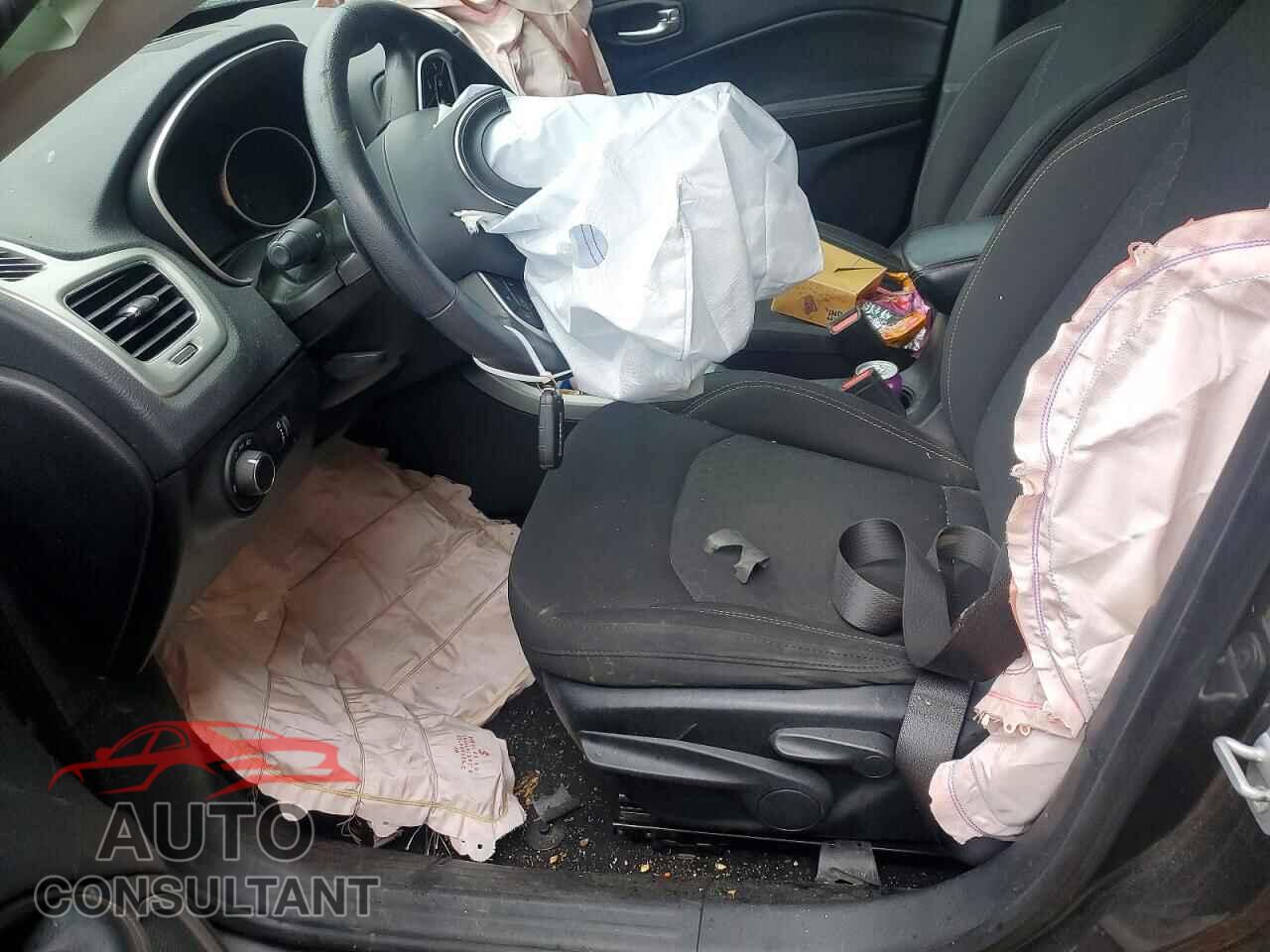 JEEP COMPASS 2019 - 3C4NJCAB8KT614076