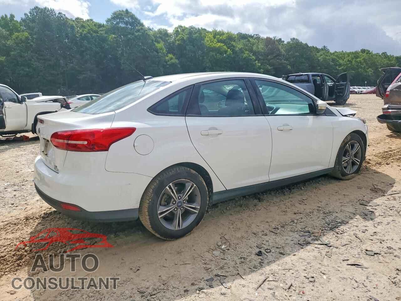 FORD FOCUS 2017 - 1FADP3FE3HL269451