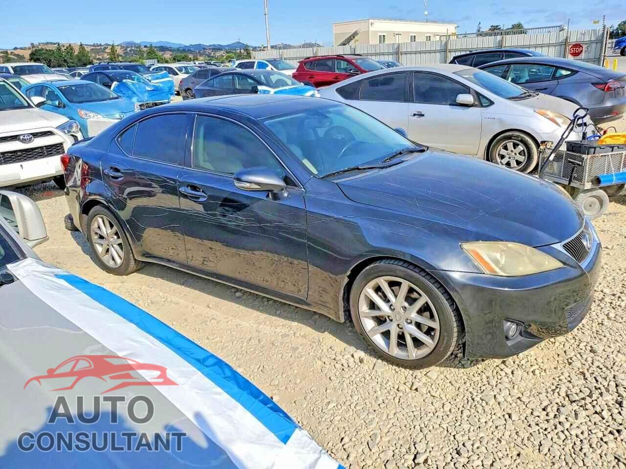 LEXUS IS 2011 - JTHBF5C23B5143112