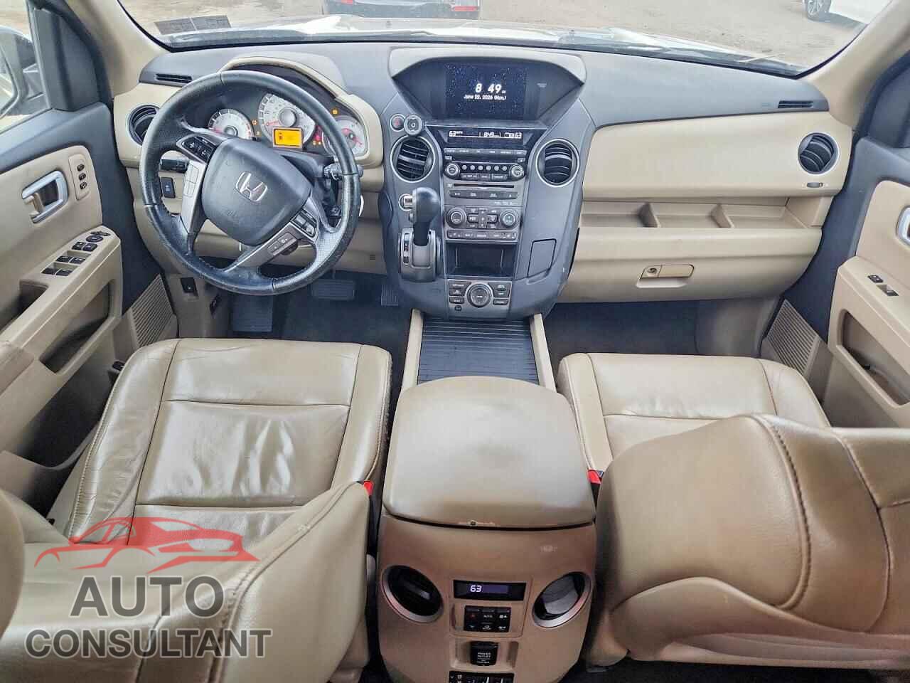 HONDA PILOT 2015 - 5FNYF4H9XFB049258
