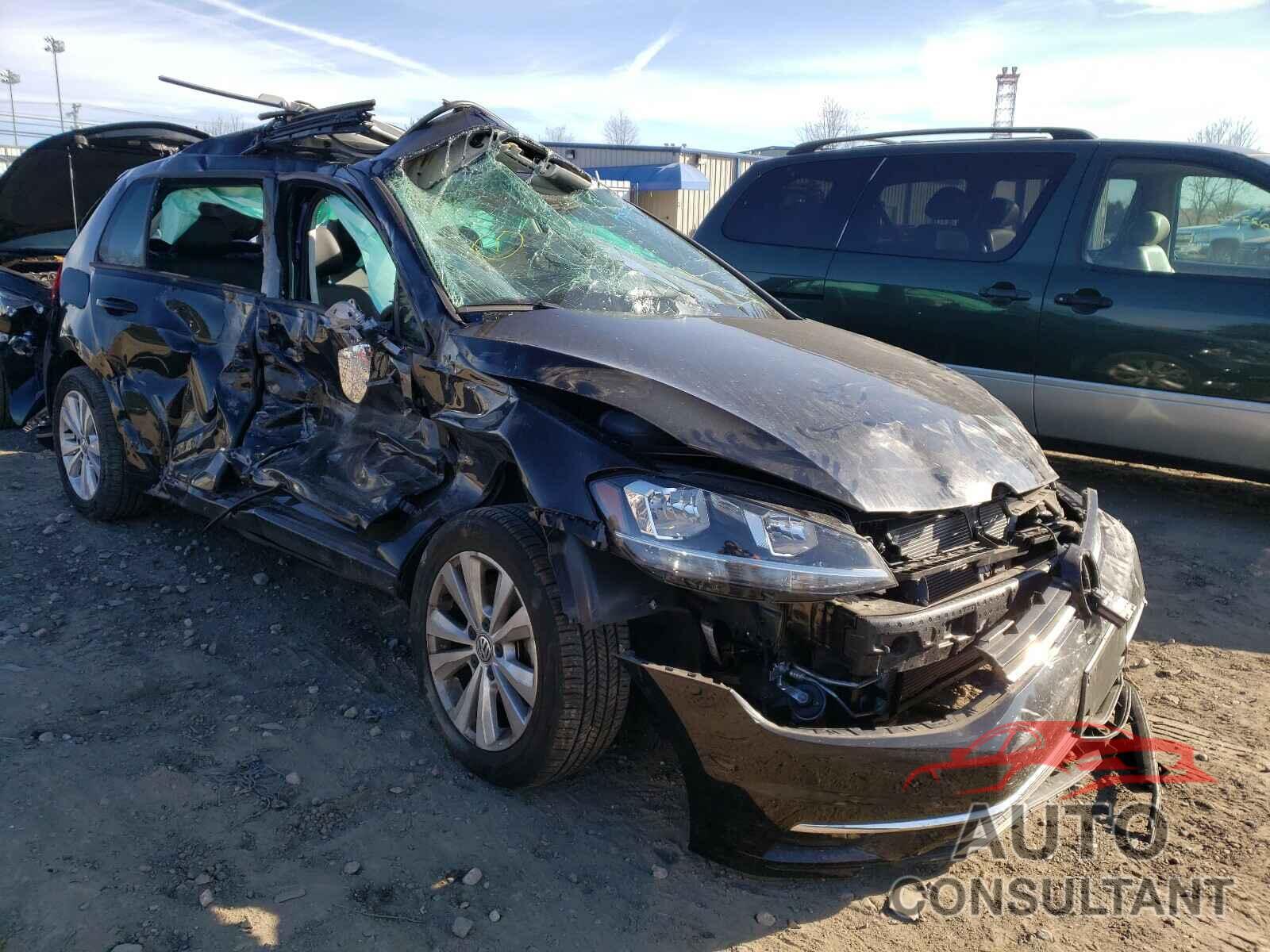 VOLKSWAGEN GOLF 2018 - 3VWG17AU9JM260964