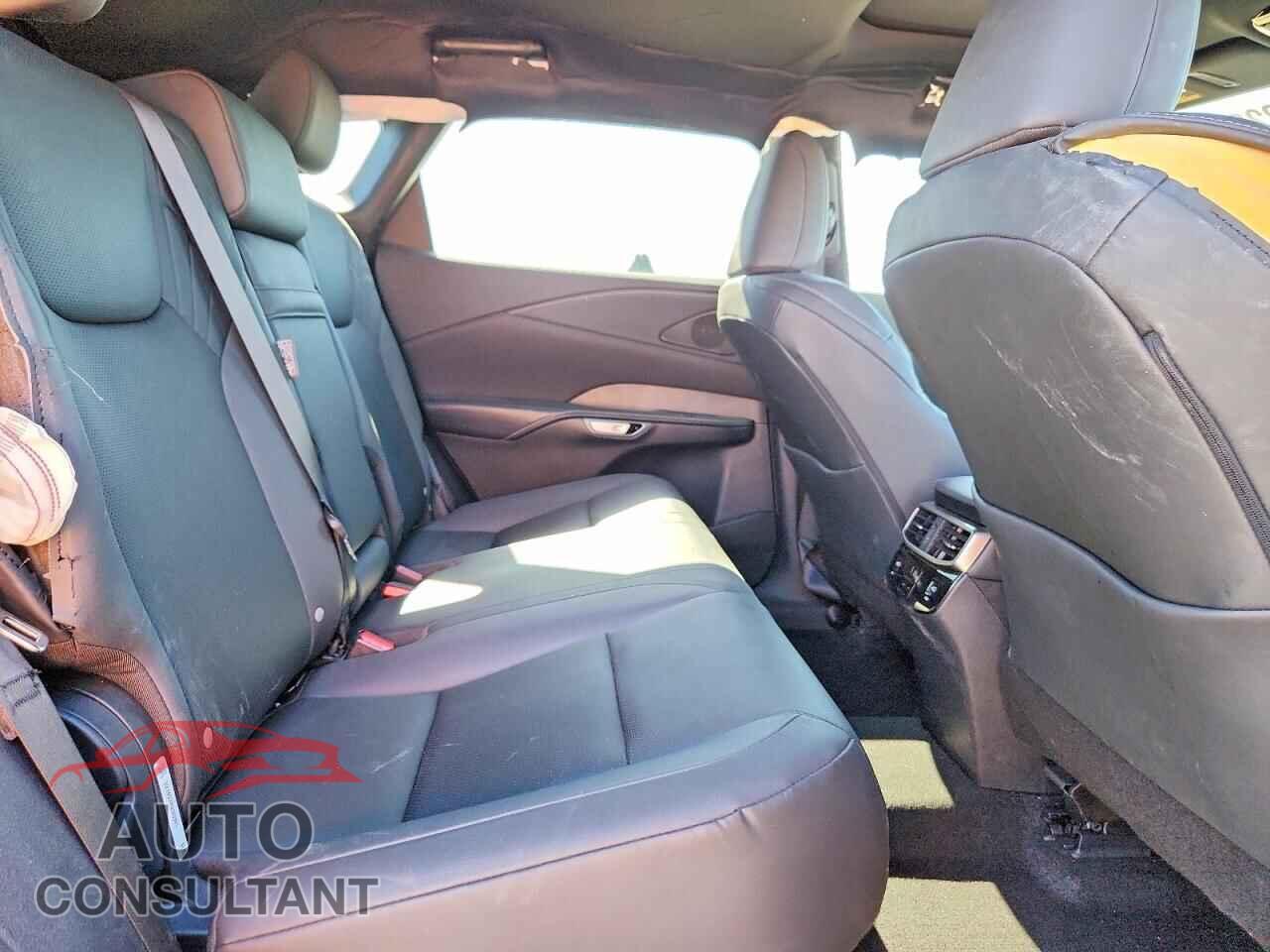 LEXUS UNKNOWN 2024 - 2T2BBMCA1RC028533