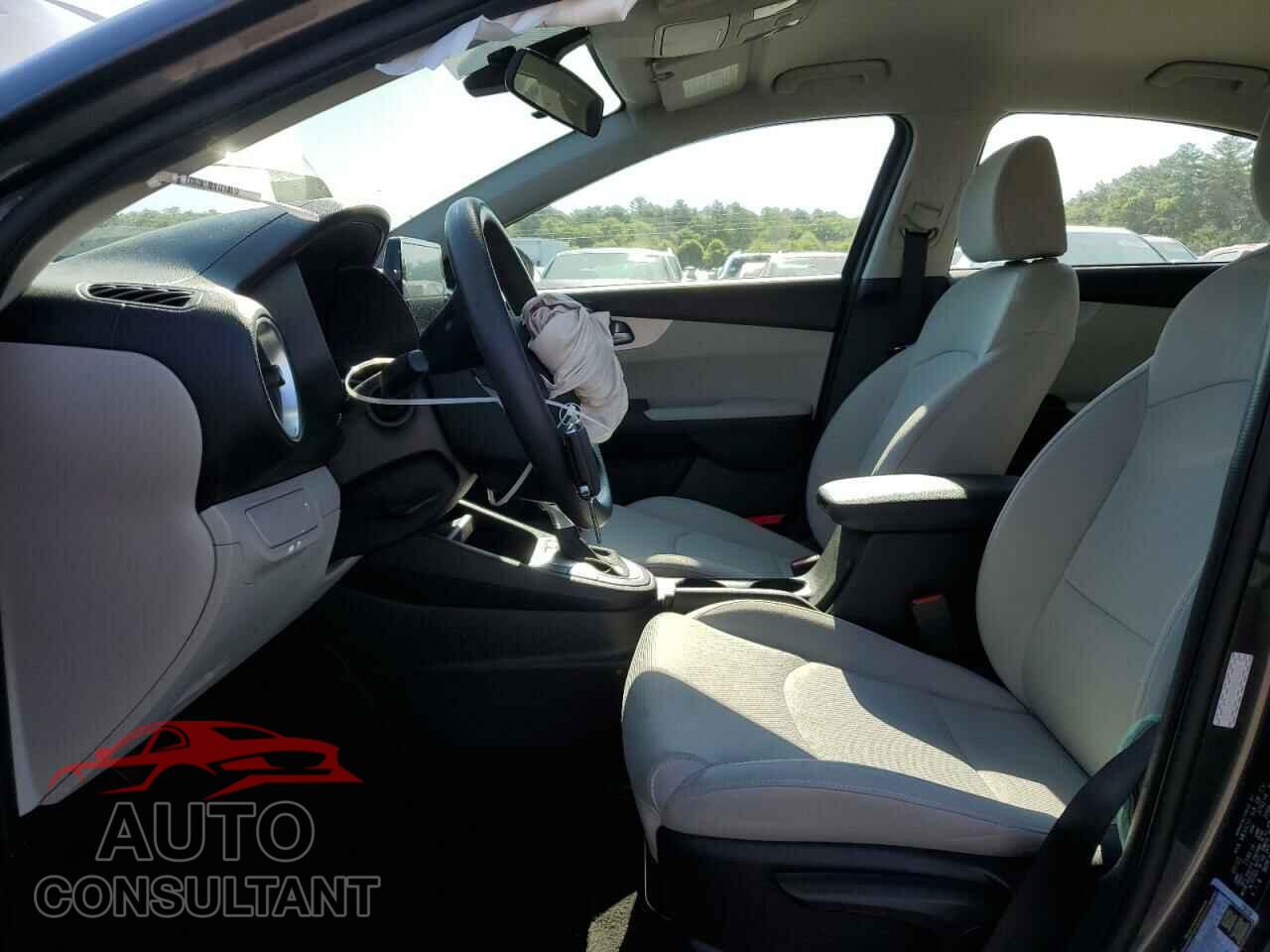 KIA FORTE 2022 - 3KPF24AD8NE457165