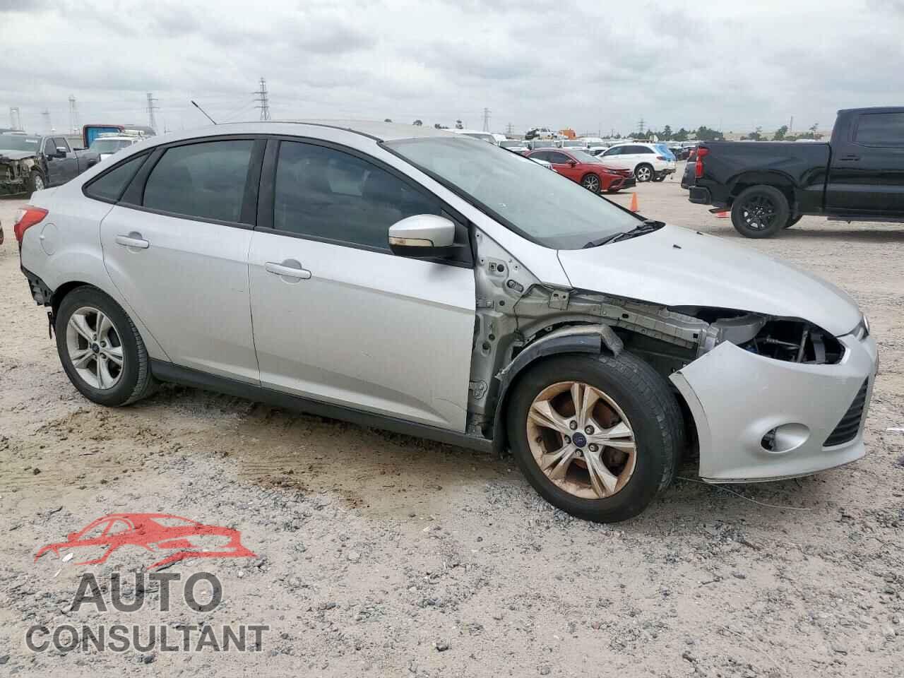 FORD FOCUS 2014 - 1FADP3F2XEL451486