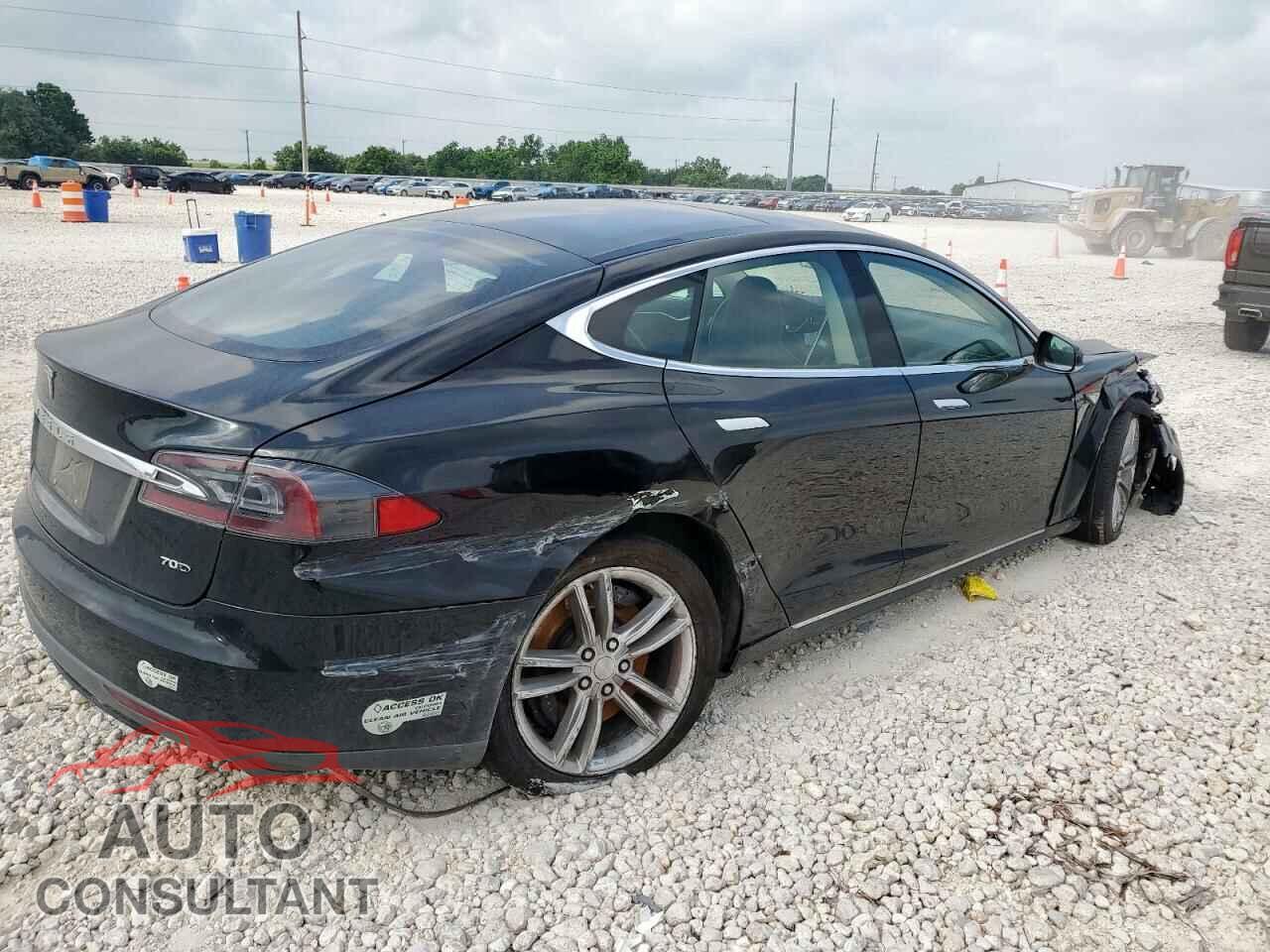 TESLA MODEL S 2015 - 5YJSA1S23FF098770
